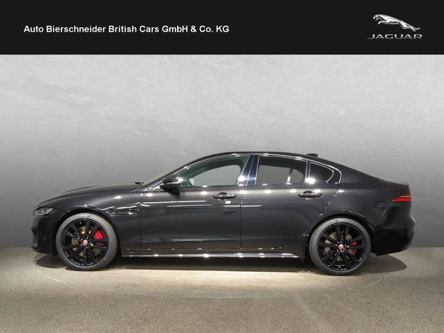 Jaguar XE D200 RWD R-Dynamic Black BLACK-PACK MERIDIAN 19 Zwart - 2