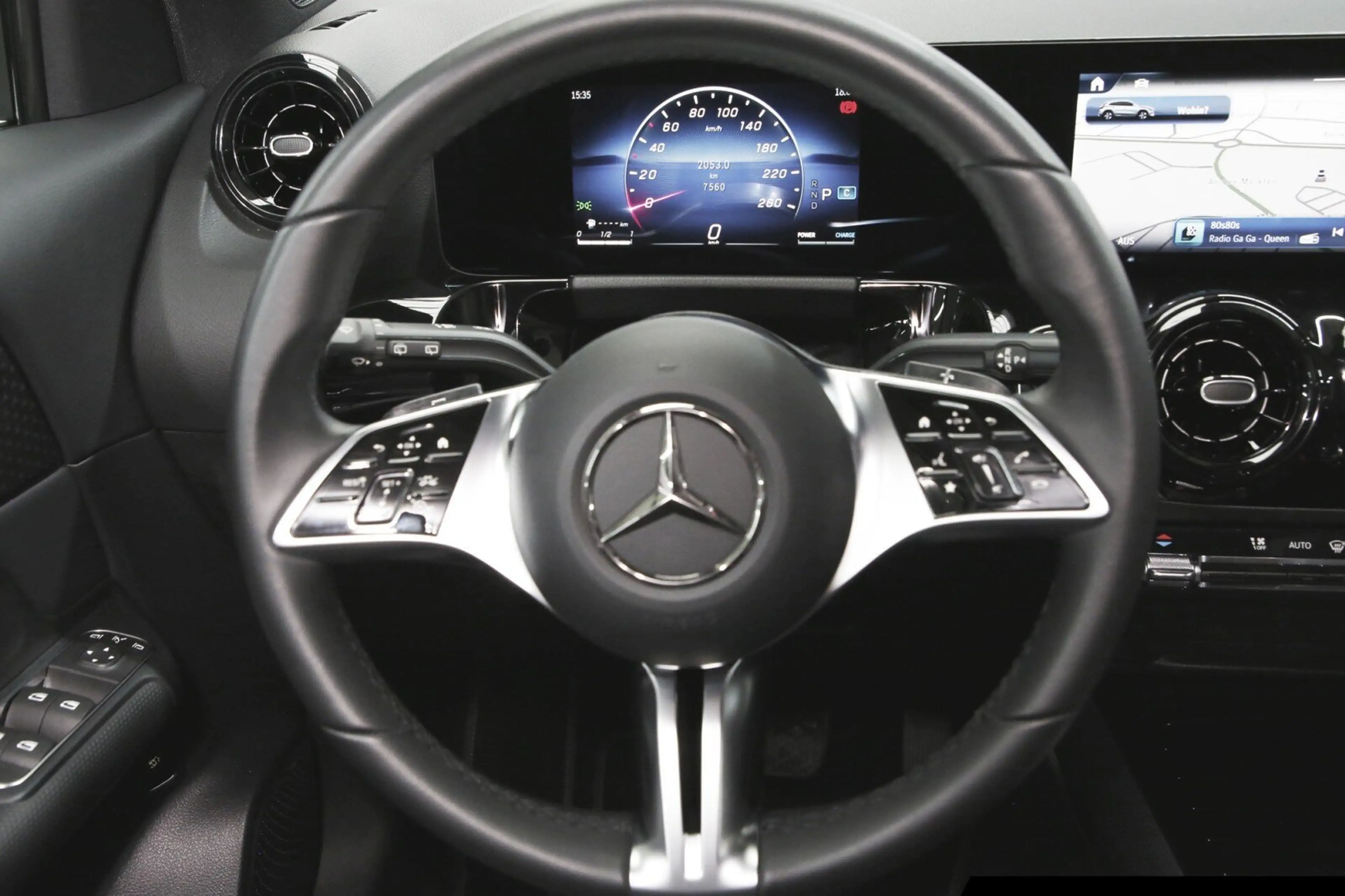 Mercedes-Benz GLA 180 GLA 180 Totw./LED/RÜ-KA/AHK/Dynamic Select — photo 13