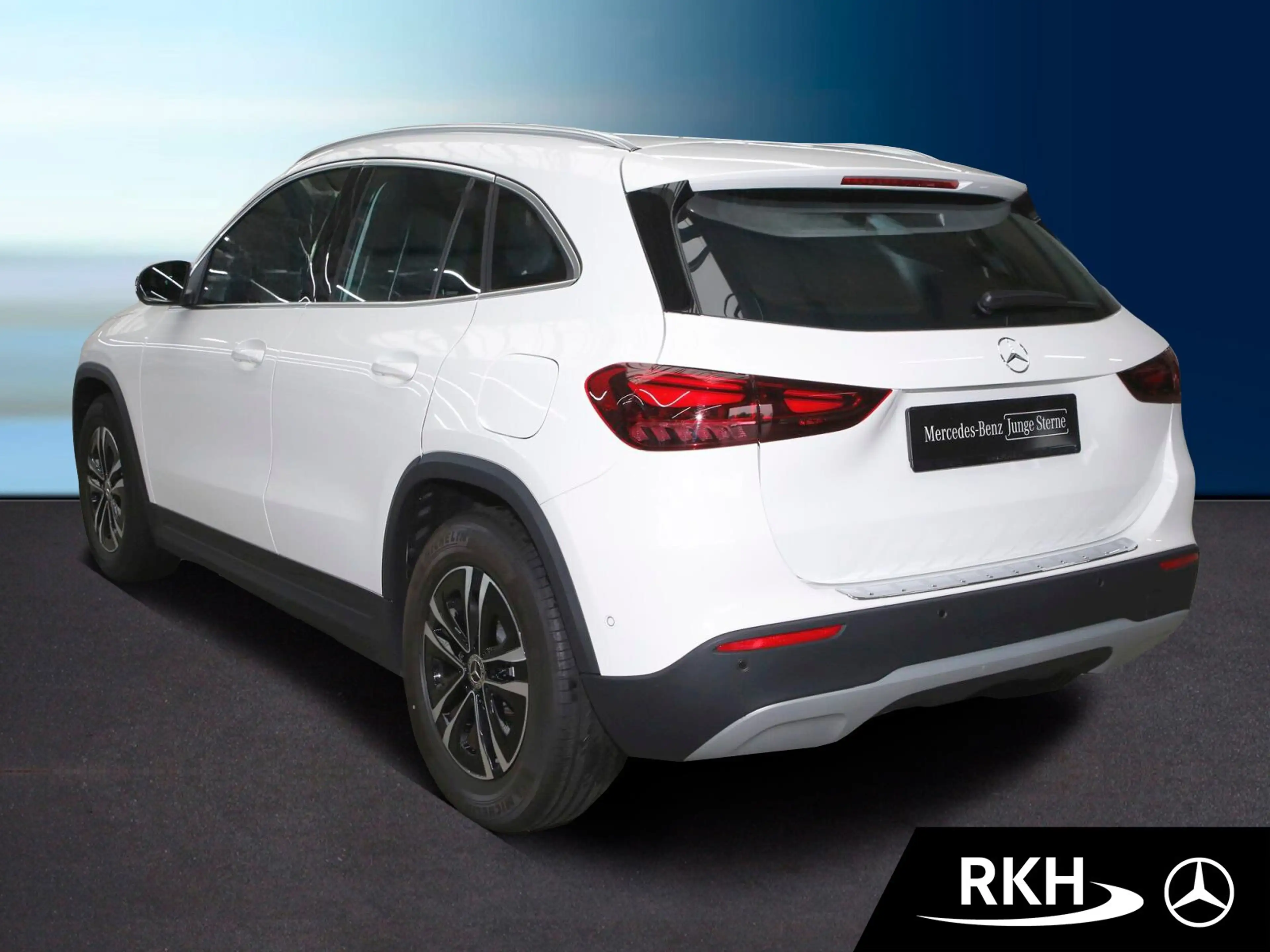 Mercedes-Benz GLA 180 GLA 180 Totw./LED/RÜ-KA/AHK/Dynamic Select — photo 4