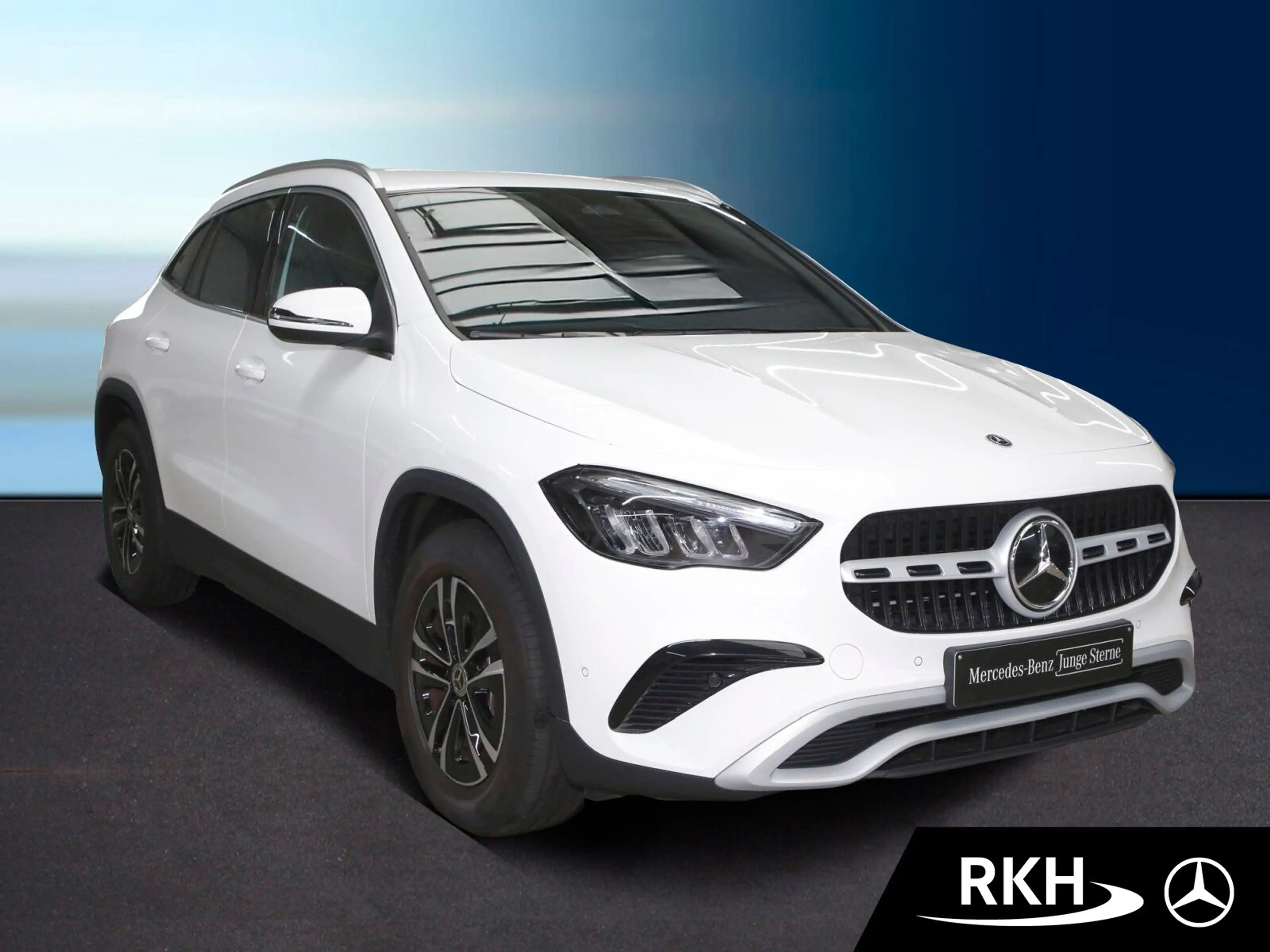 Mercedes-Benz GLA 180 GLA 180 Totw./LED/RÜ-KA/AHK/Dynamic Select — photo 2