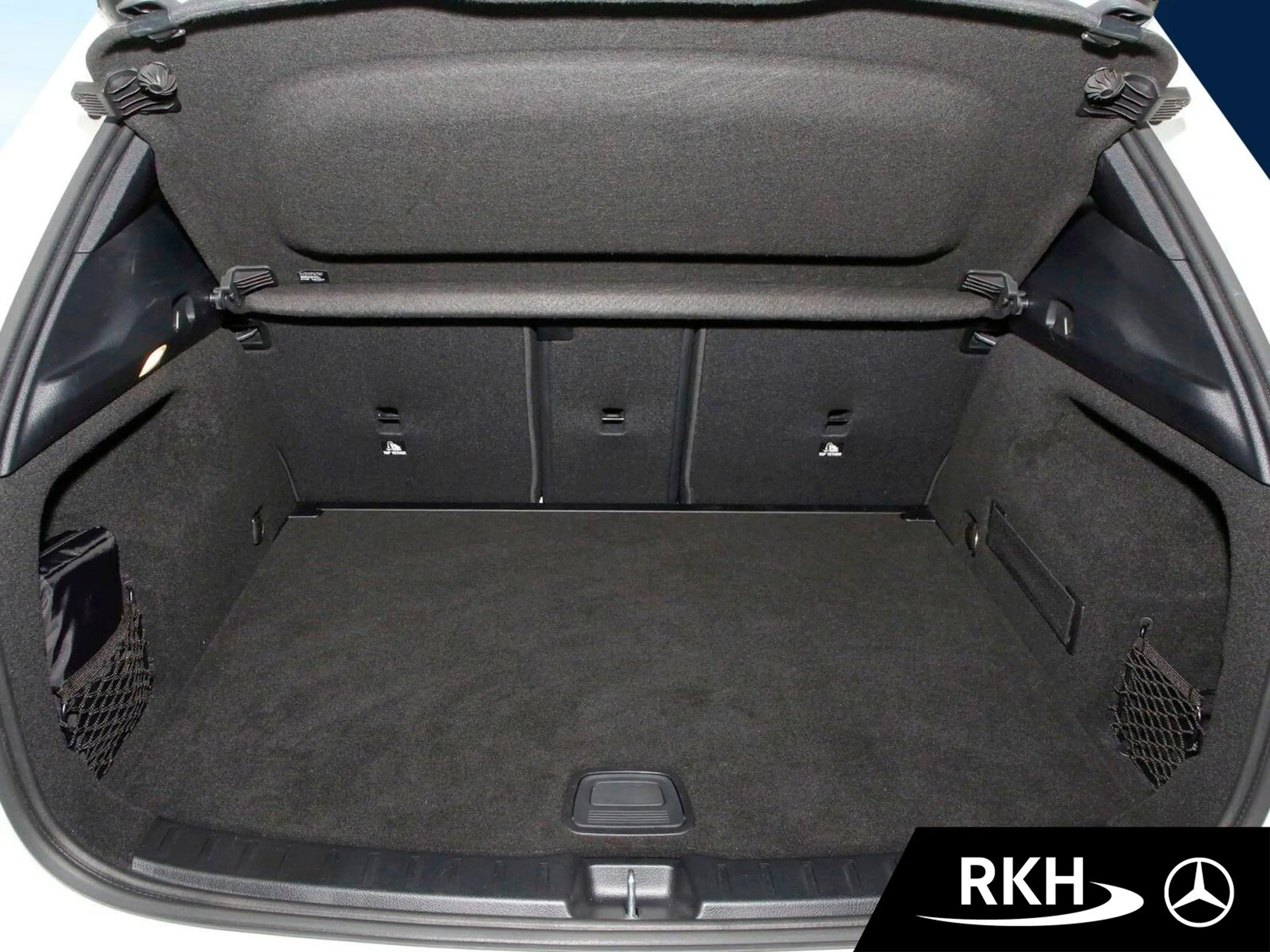 Mercedes-Benz GLA 180 GLA 180 Totw./LED/RÜ-KA/AHK/Dynamic Select — photo 15