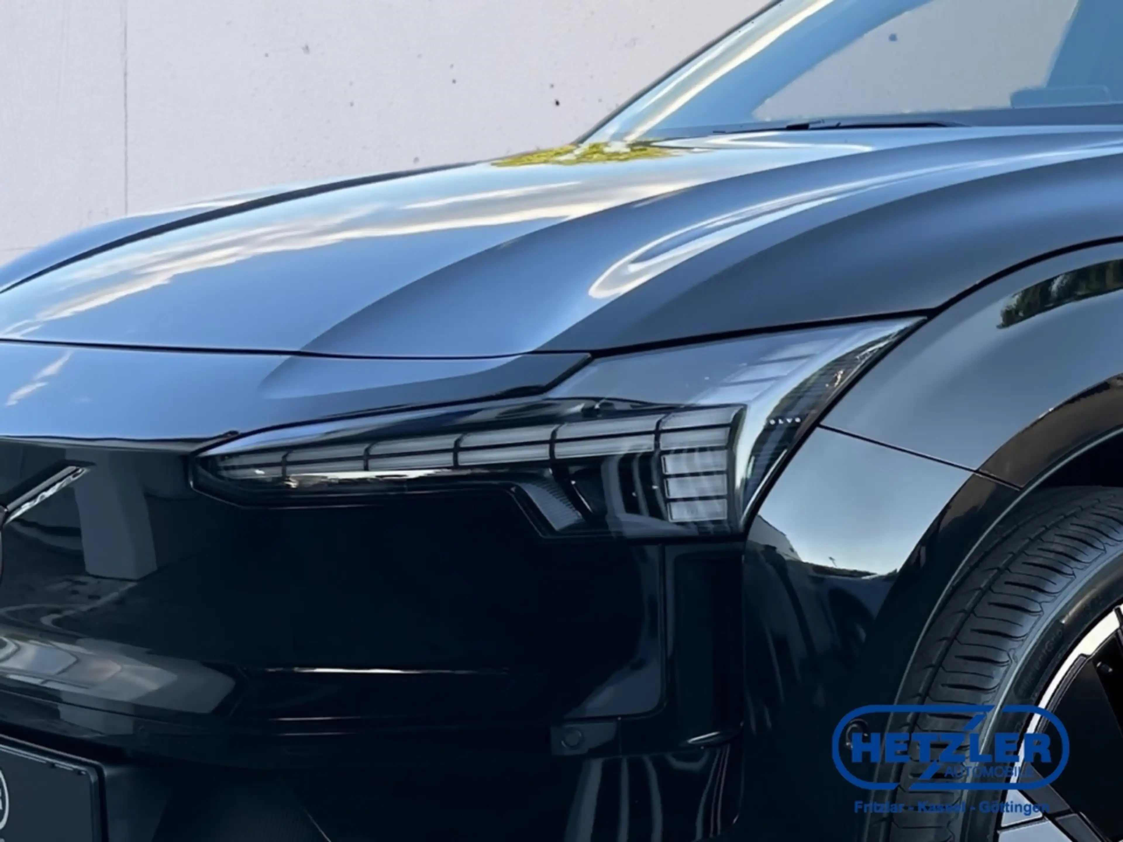Volvo EX30 Single Extended Range RWD Ultra Panorama Memory Si — photo 5