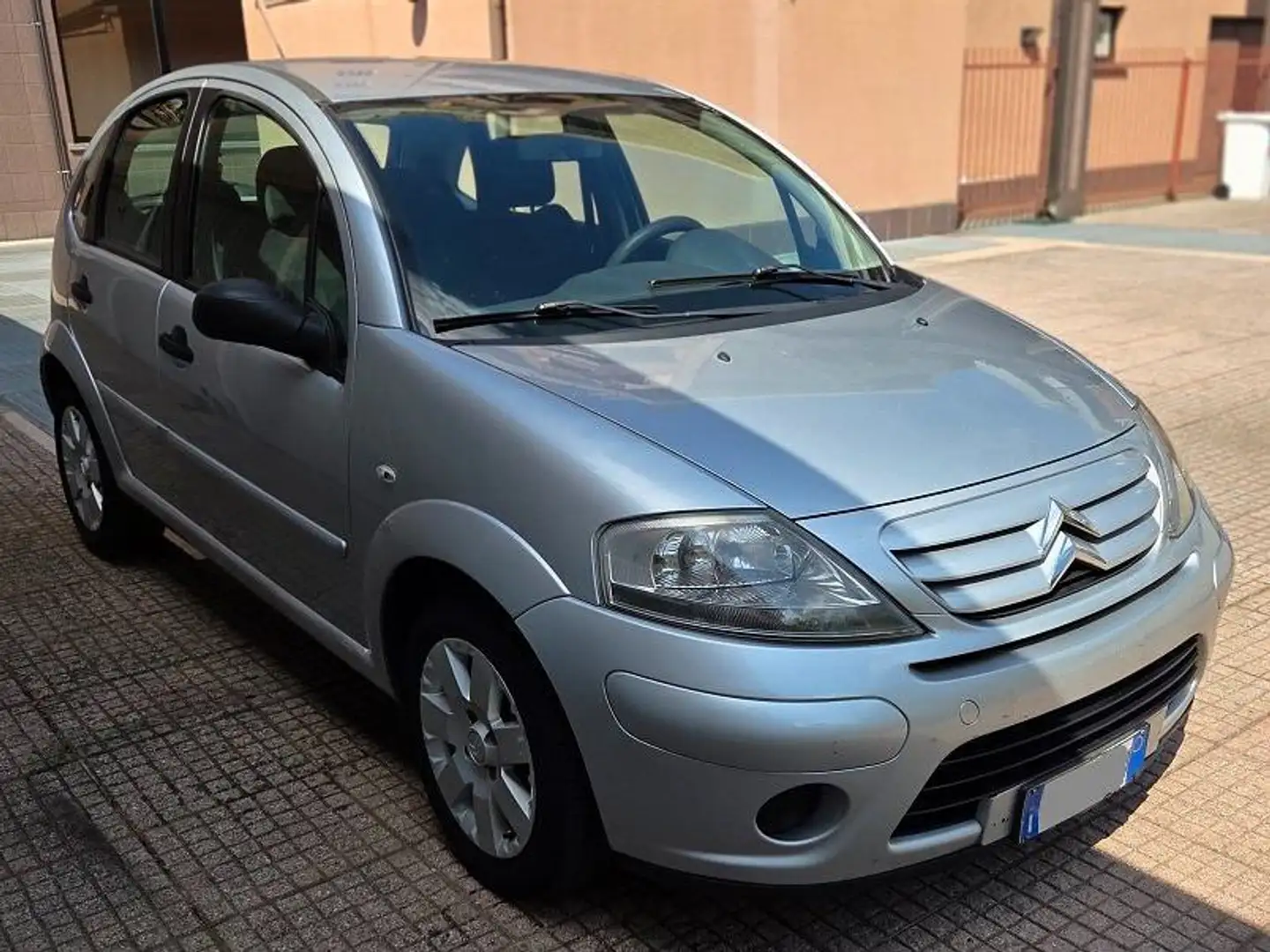 Citroen C3 1.4 hdi Exclusive Style (exclusive) 70cv Gris - 2