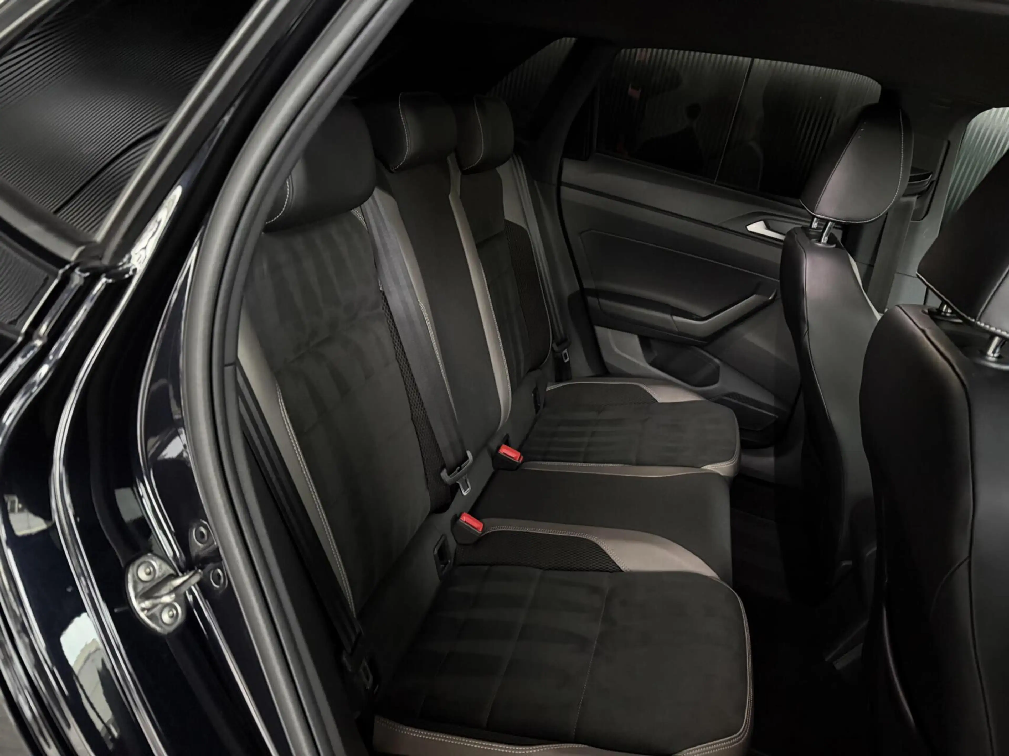 Volkswagen Polo GTI 2.0 TSI |ACC|Virtual|Clima|PDC|Beats| — photo 13