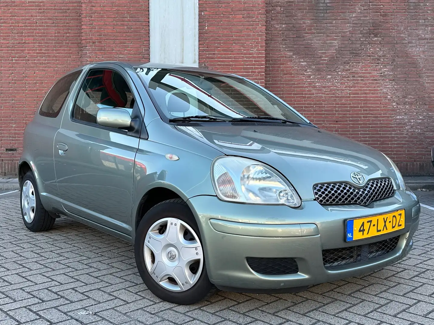 Toyota Yaris 1.3 VVT-i Sol| AUTOMAAT| NAP| 3 DRS Groen - 1