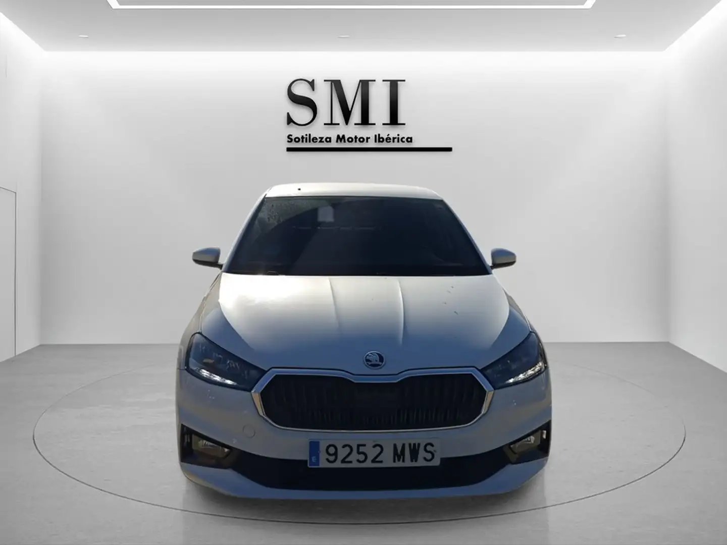 Skoda Fabia 1.0 TSI Design 70kW Blanco - 2