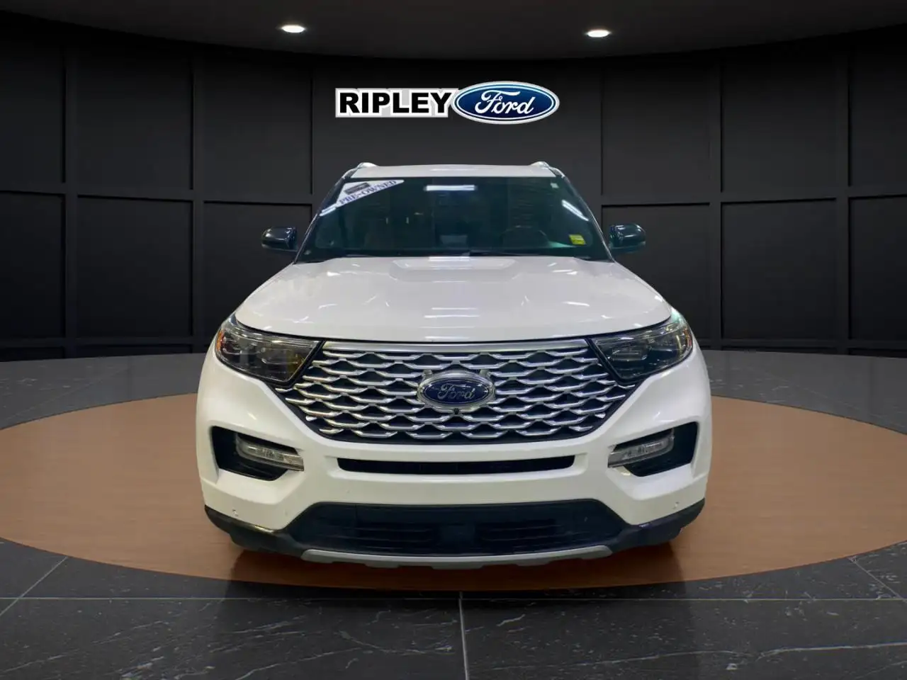 Ford Explorer photo Ford Explorer