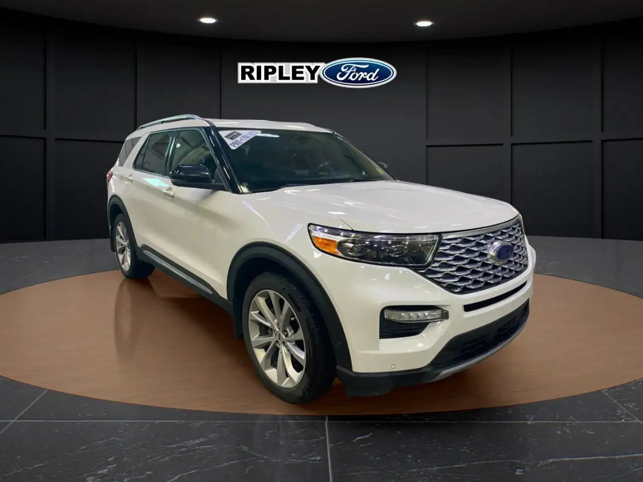 Ford Explorer photo Ford Explorer