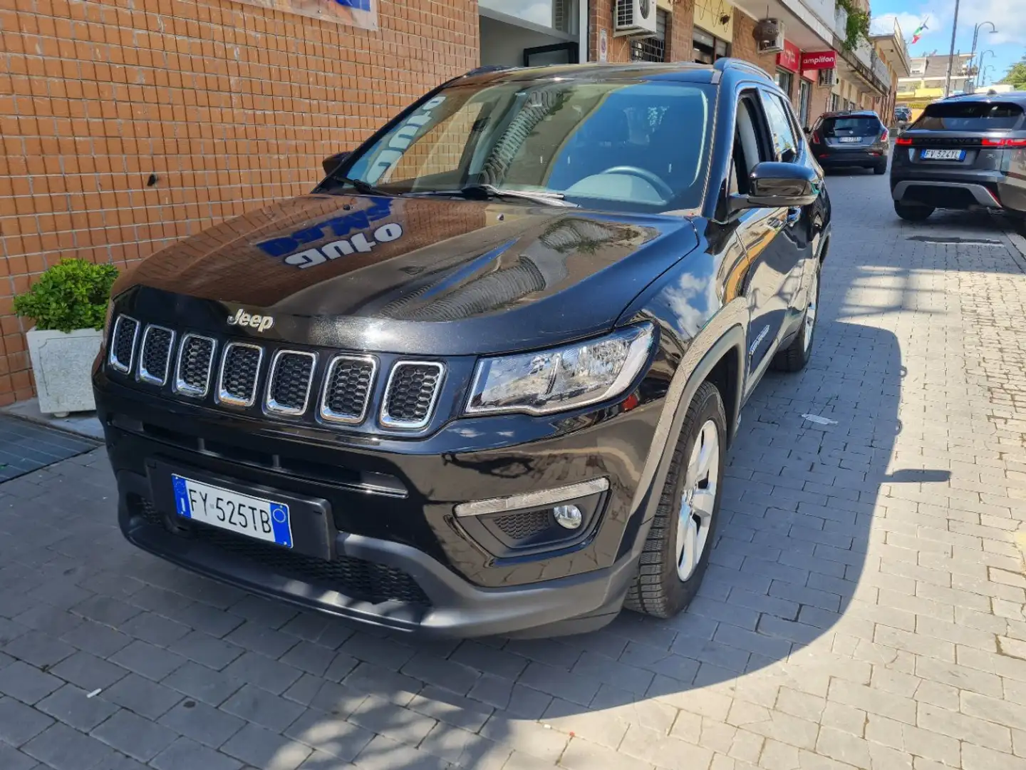 Jeep Compass Compass II 2017 1.4 m-air Business 2wd 140cv my19 Zwart - 1