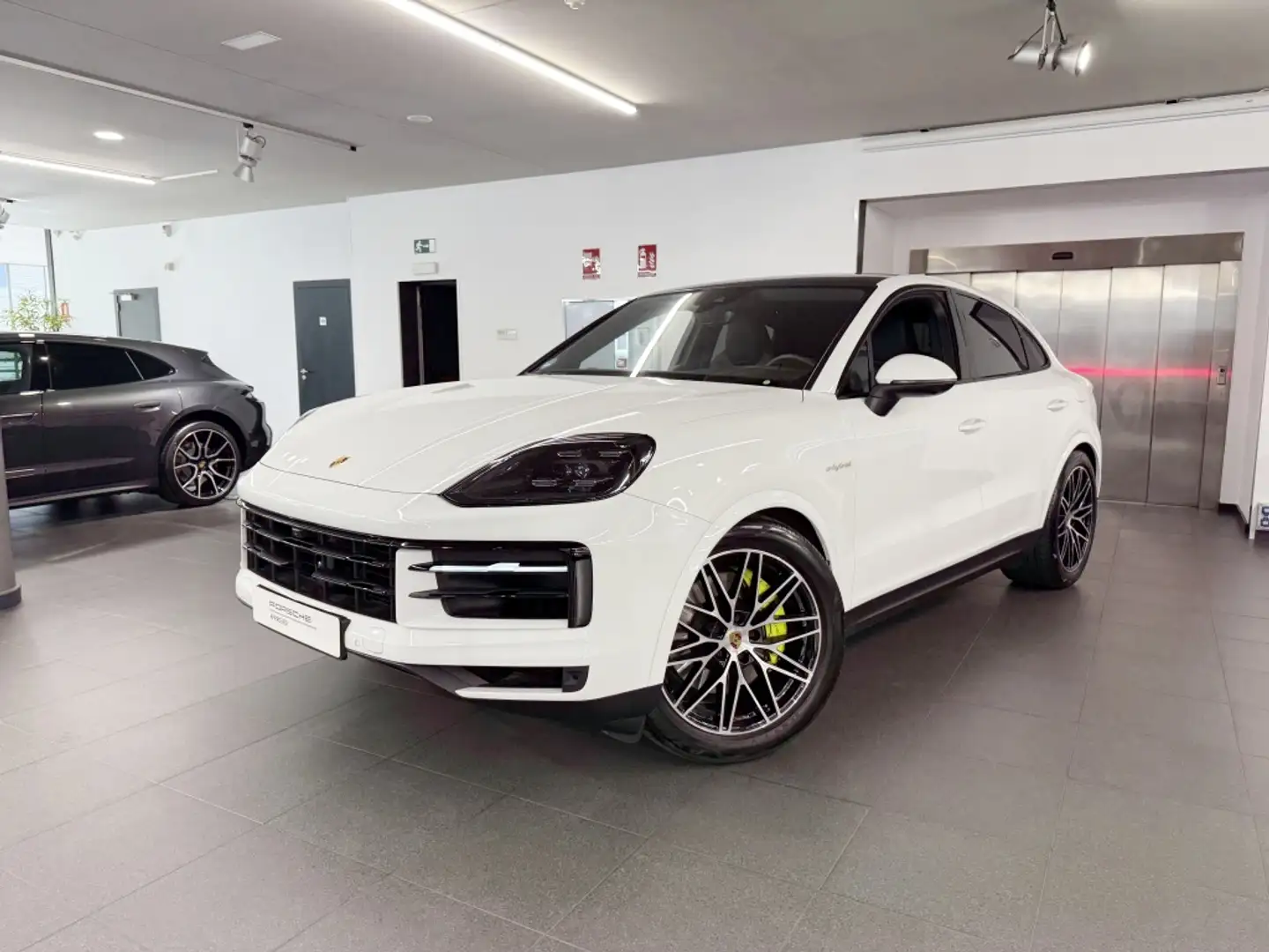 Porsche Cayenne Coupé E-Hybrid Aut. Blanco - 1