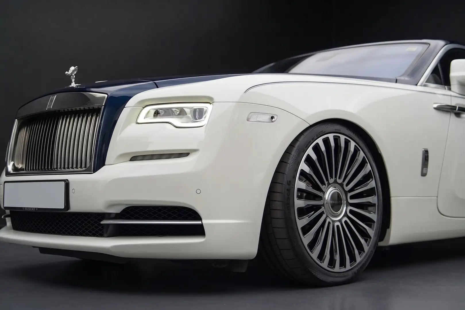 Rolls-Royce Wraith Scheckheft, 2.HD, Unfallfrei, Starlight Headliner, Two Tone, Mansory Räder Weiß - 2