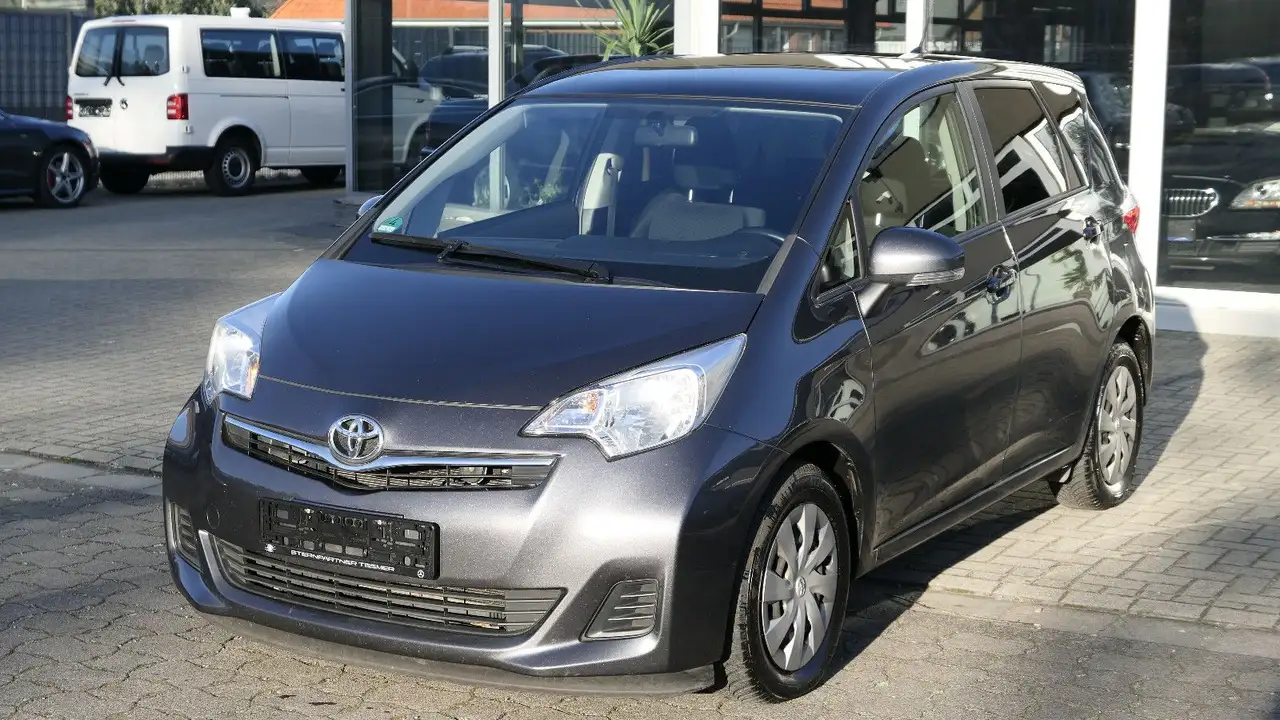 Toyota Verso-S