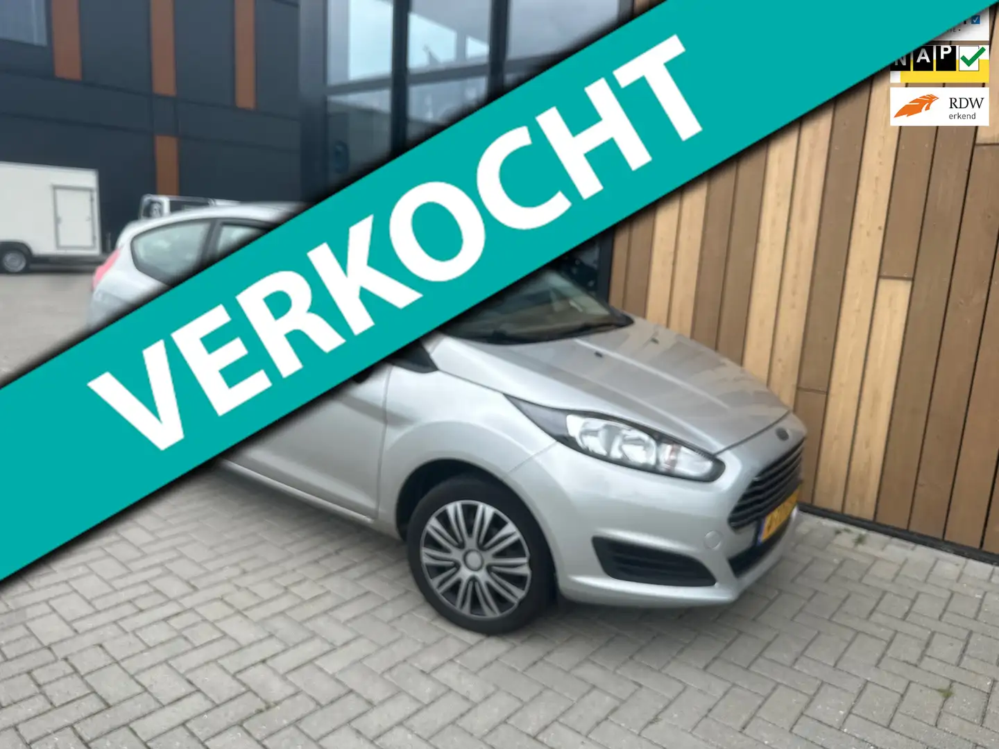 Ford Fiesta 1.0 Style Gris - 1