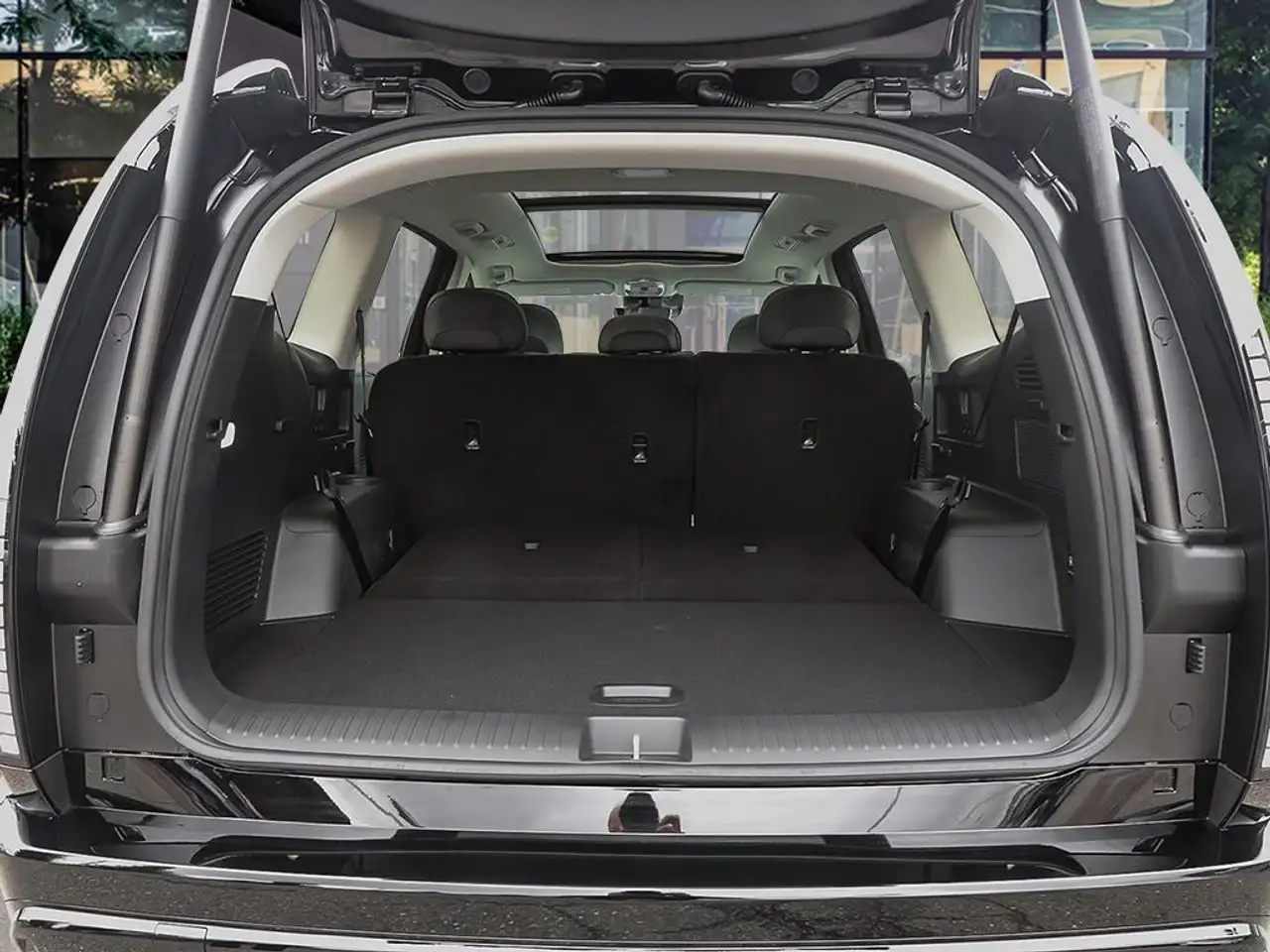 Hyundai IONIQ 9 снимка Hyundai IONIQ 9