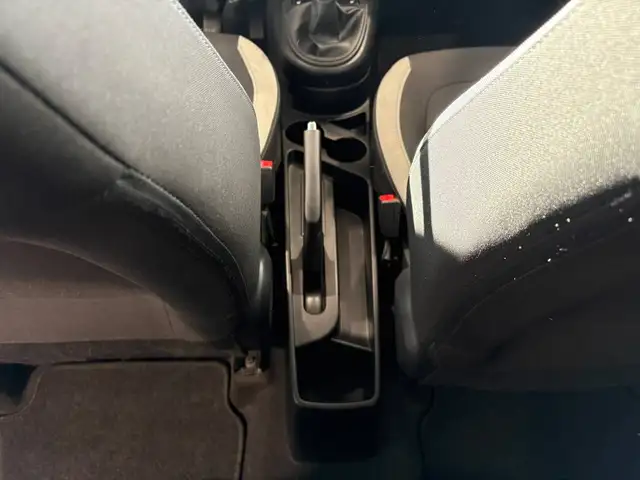Hyundai i10 view 13
