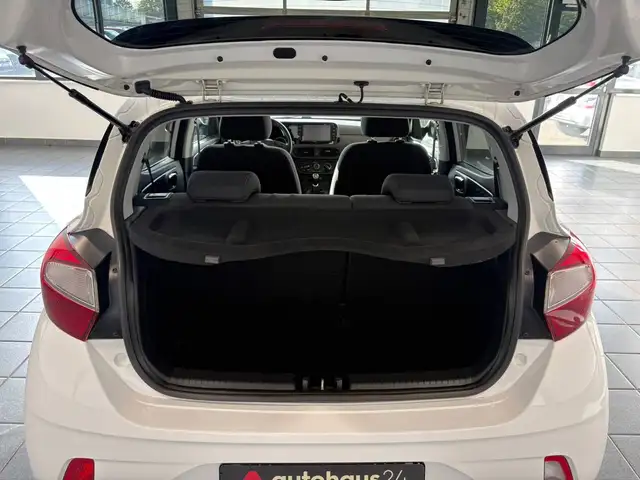 Hyundai i10 view 6