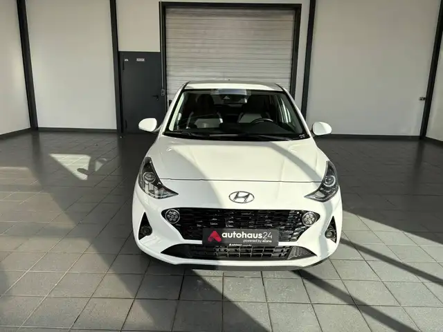 Hyundai i10 view 2