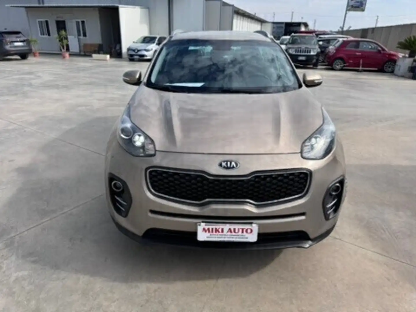 Kia Sportage 1.7 CRDI 2WD Class Bronze - 2