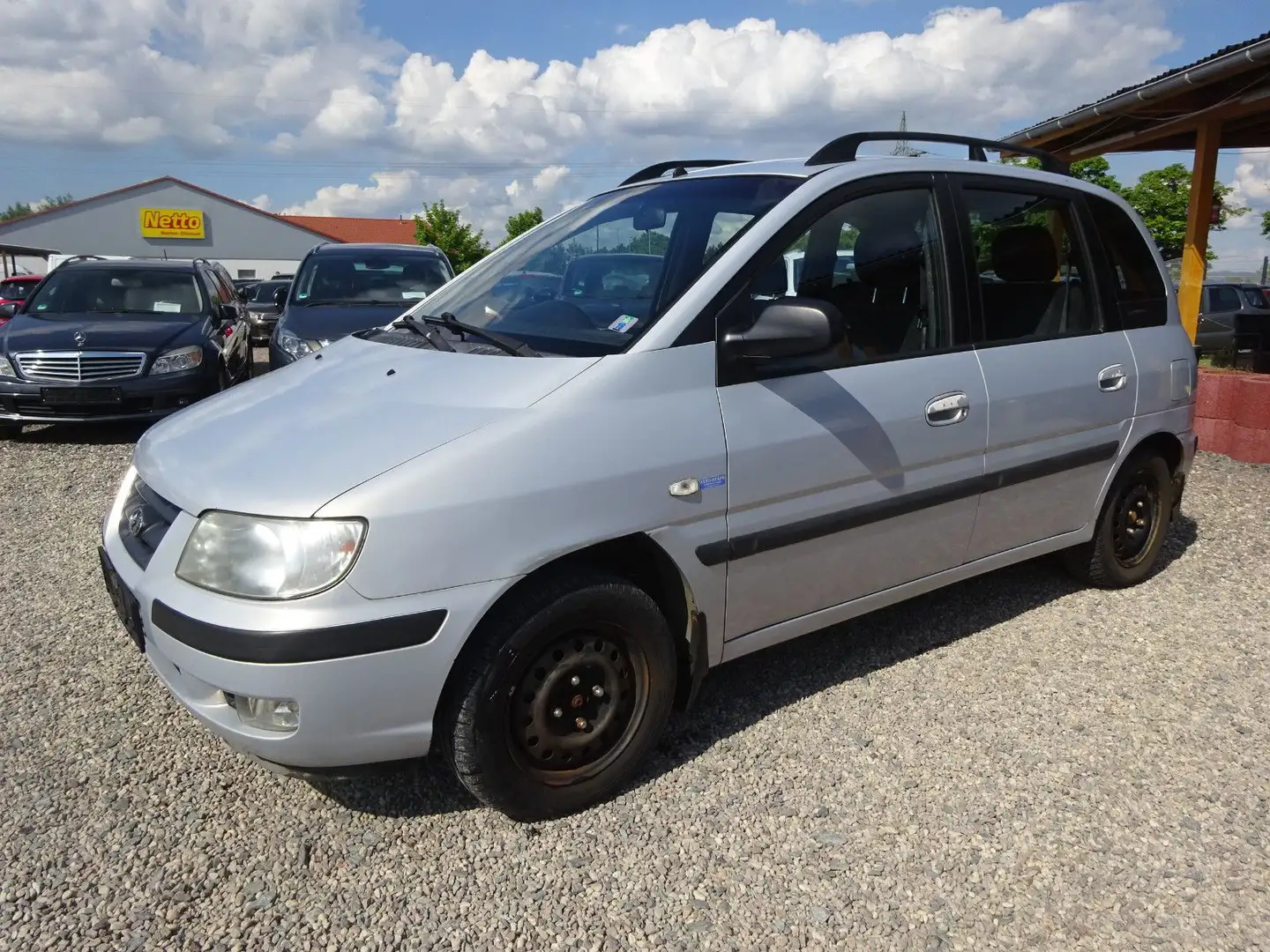 Hyundai Matrix 1.6 GLS Plateado - 1