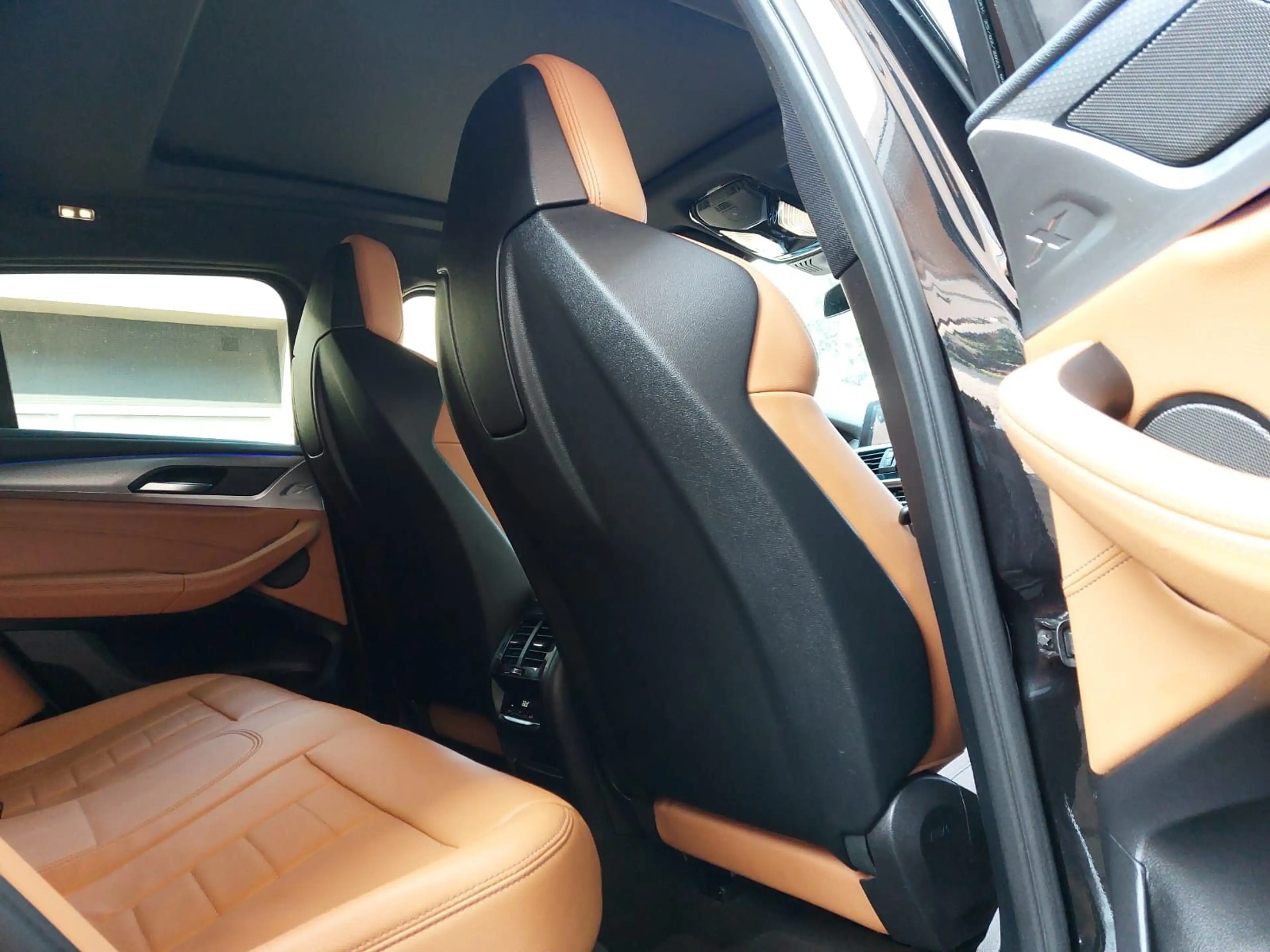 BMW X4 M d xDRIVE+340PS+21ZOll+M-SITZE+LEDER+AHK — photo 12