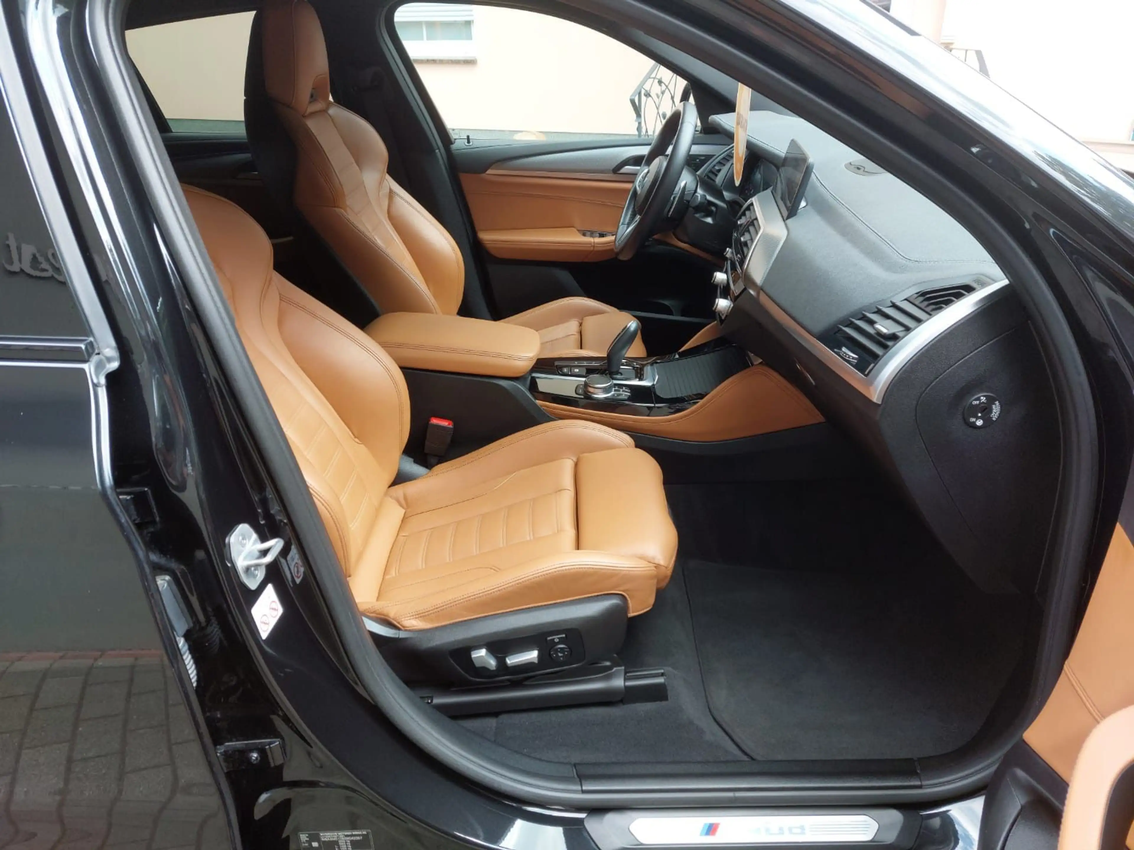 BMW X4 M d xDRIVE+340PS+21ZOll+M-SITZE+LEDER+AHK — photo 13