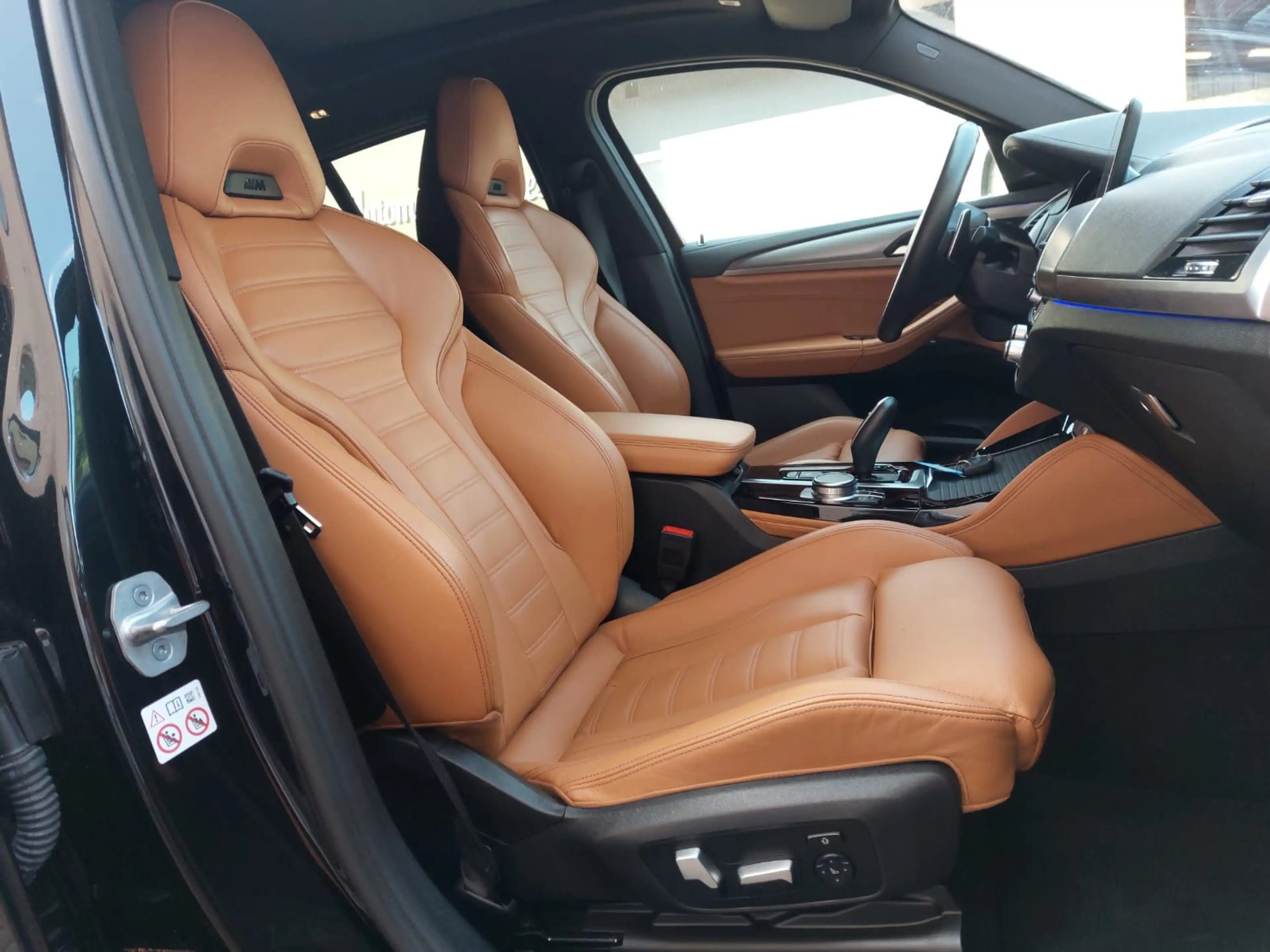 BMW X4 M d xDRIVE+340PS+21ZOll+M-SITZE+LEDER+AHK — photo 2