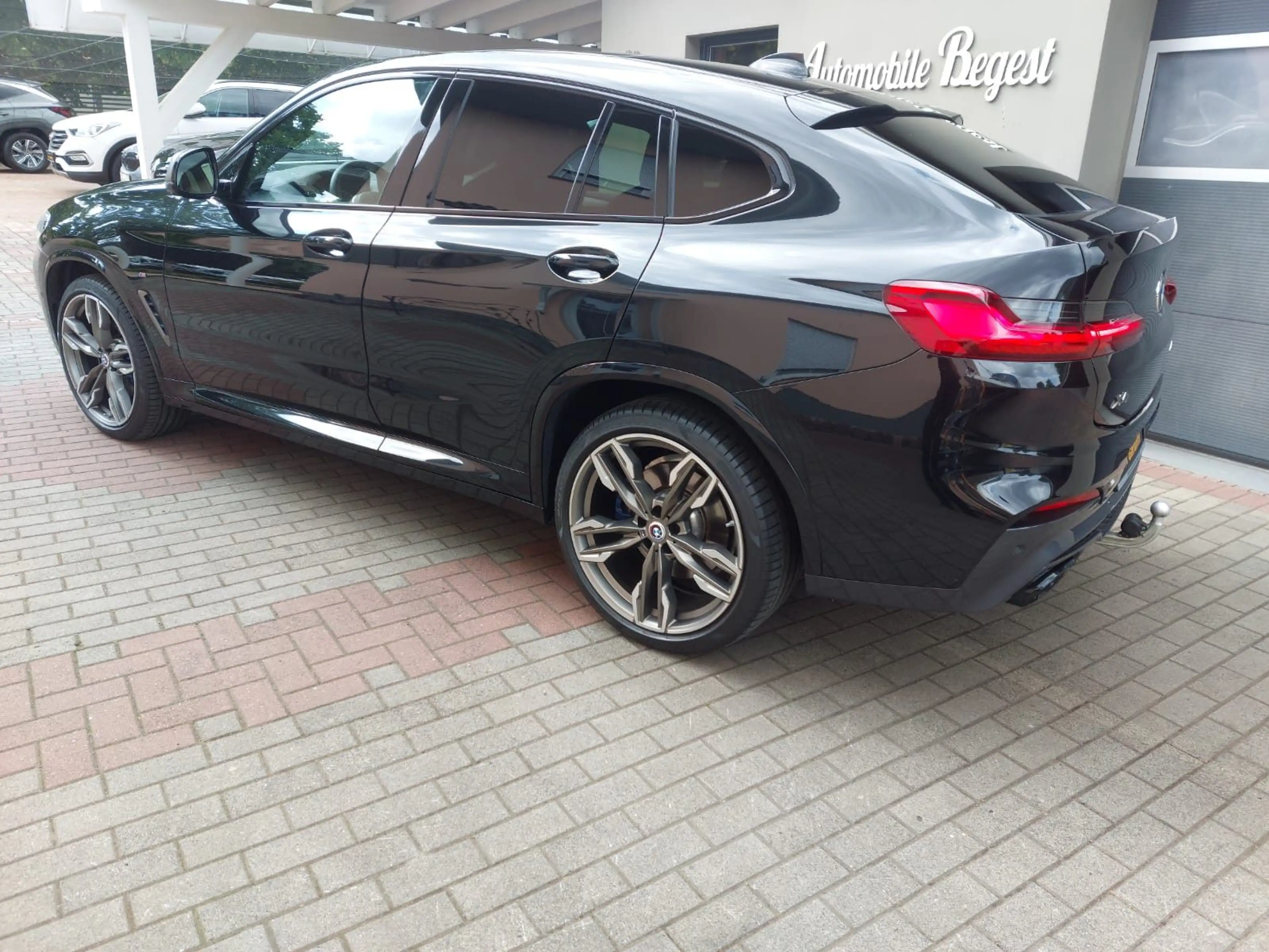 BMW X4 M d xDRIVE+340PS+21ZOll+M-SITZE+LEDER+AHK — photo 10
