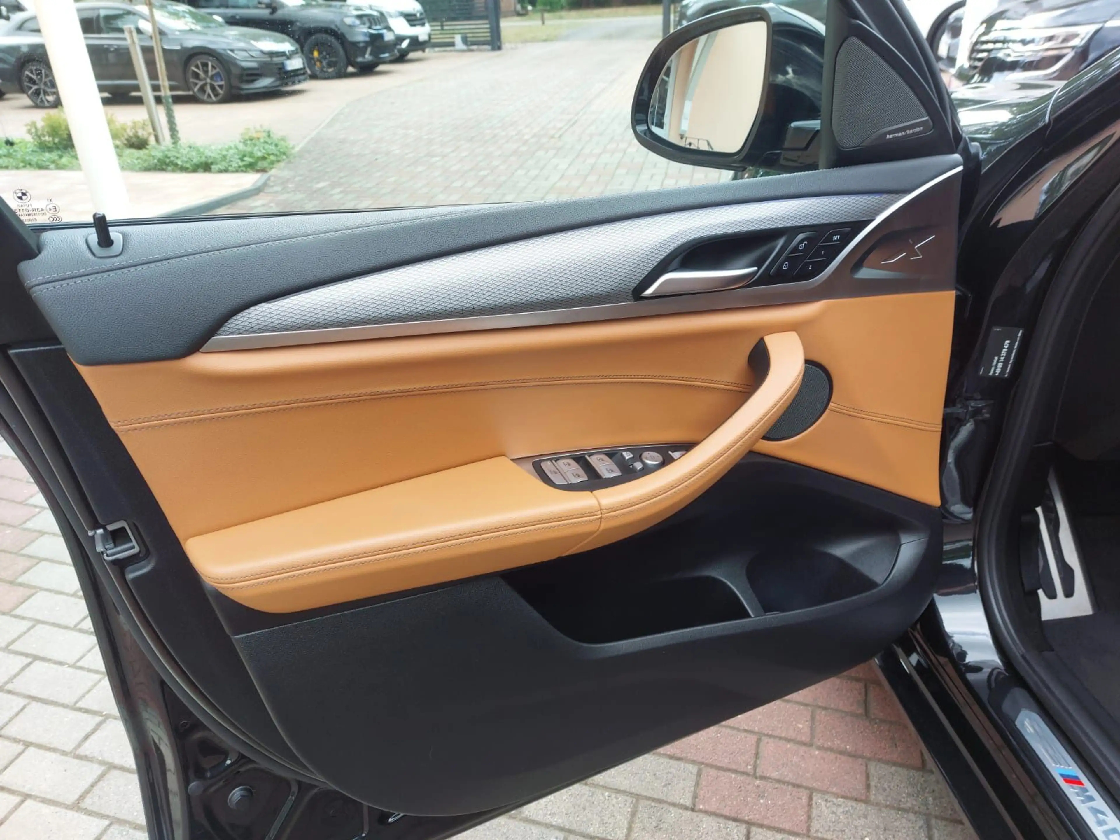 BMW X4 M d xDRIVE+340PS+21ZOll+M-SITZE+LEDER+AHK — photo 14