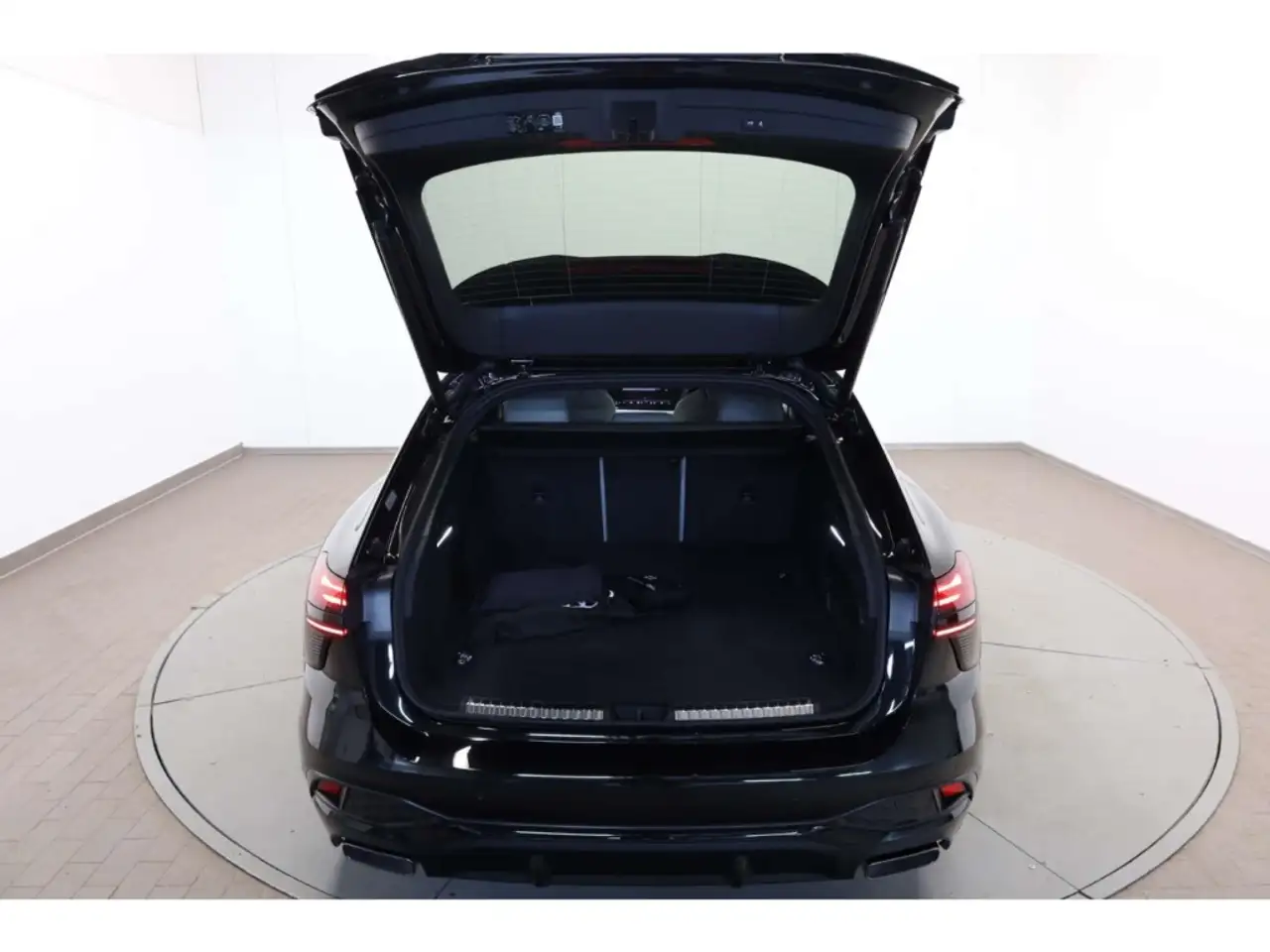 Audi A6 Avant e-hybrid quattro S line edition one 12