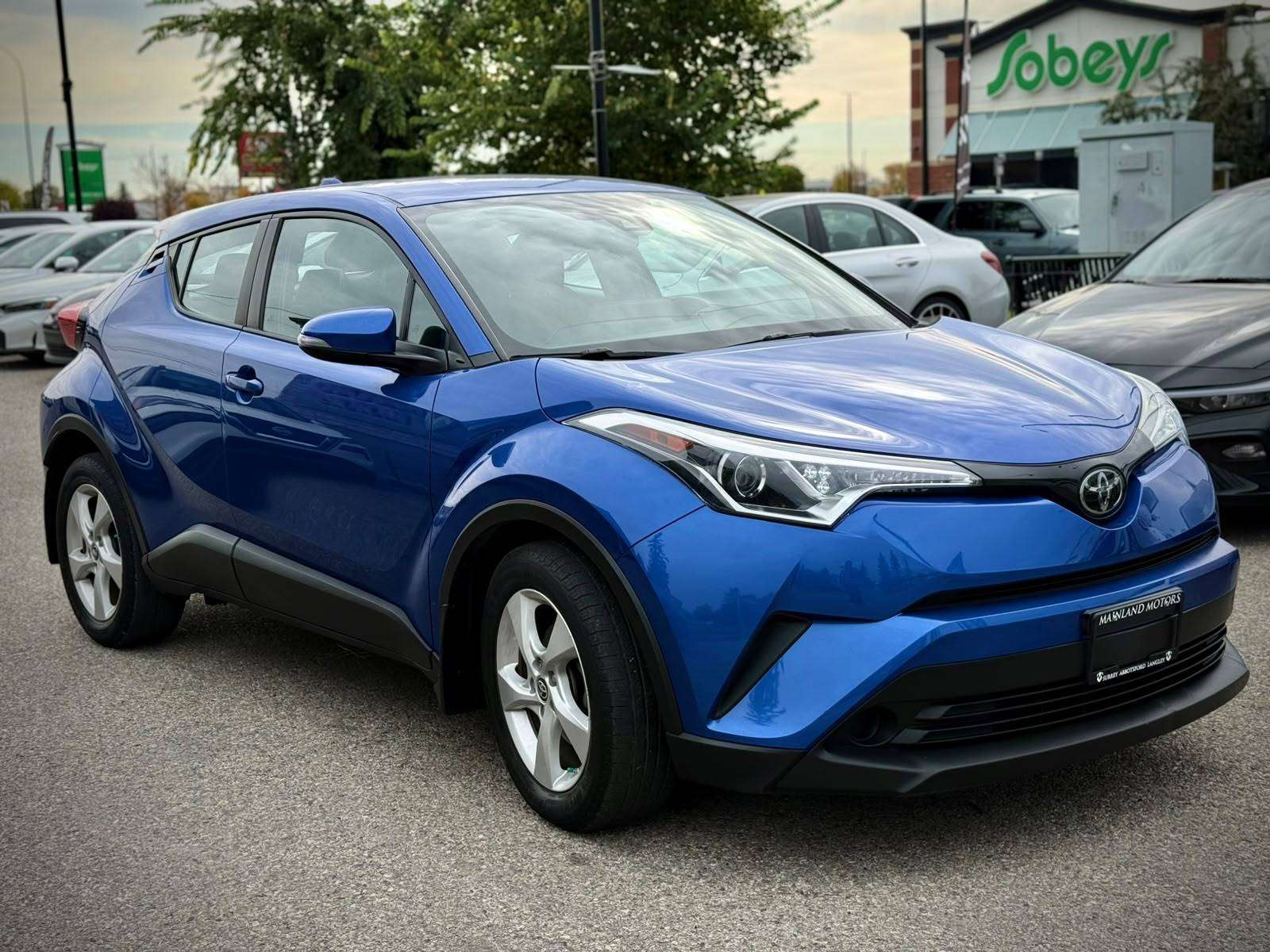 2019 Toyota C-HR — view 3