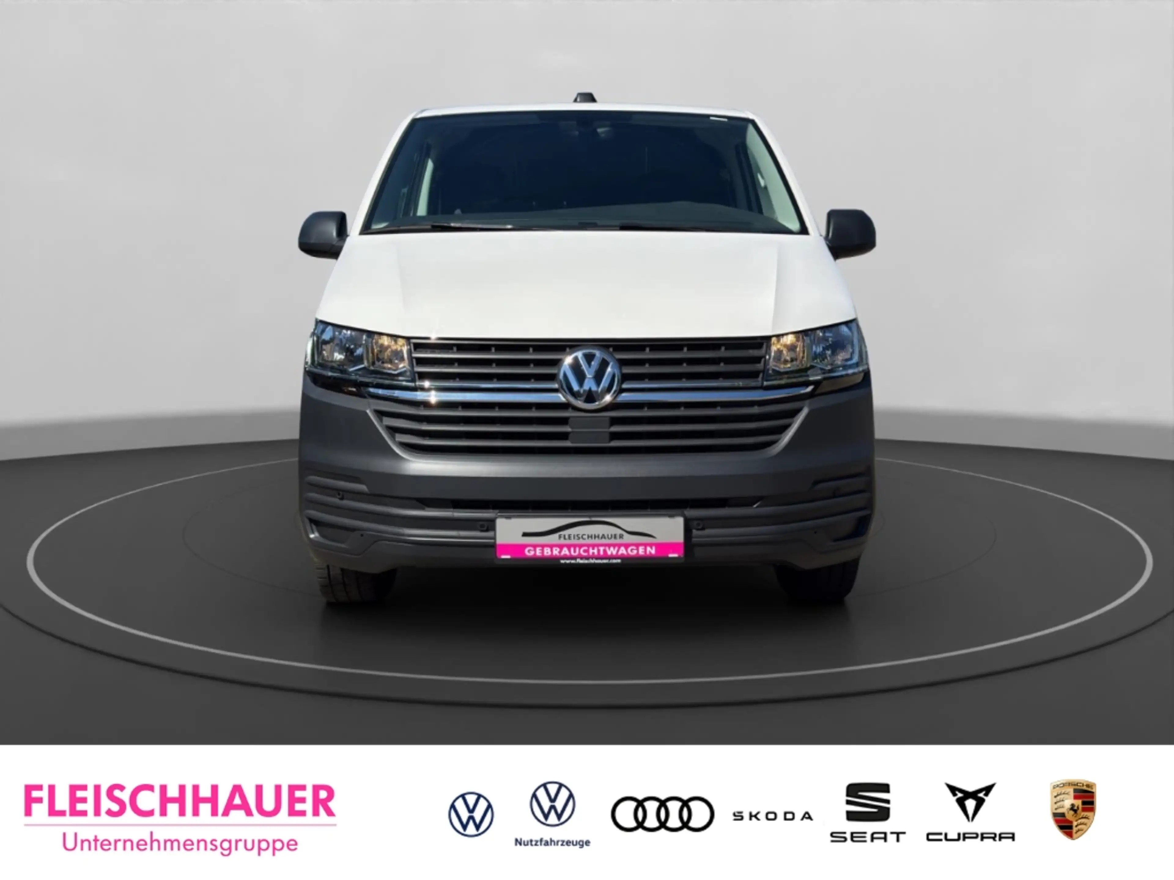 Volkswagen Transporter Kasten FWD 2.0 TDI RFK+AHK+DAB+KONFORT-PLUS — photo 2