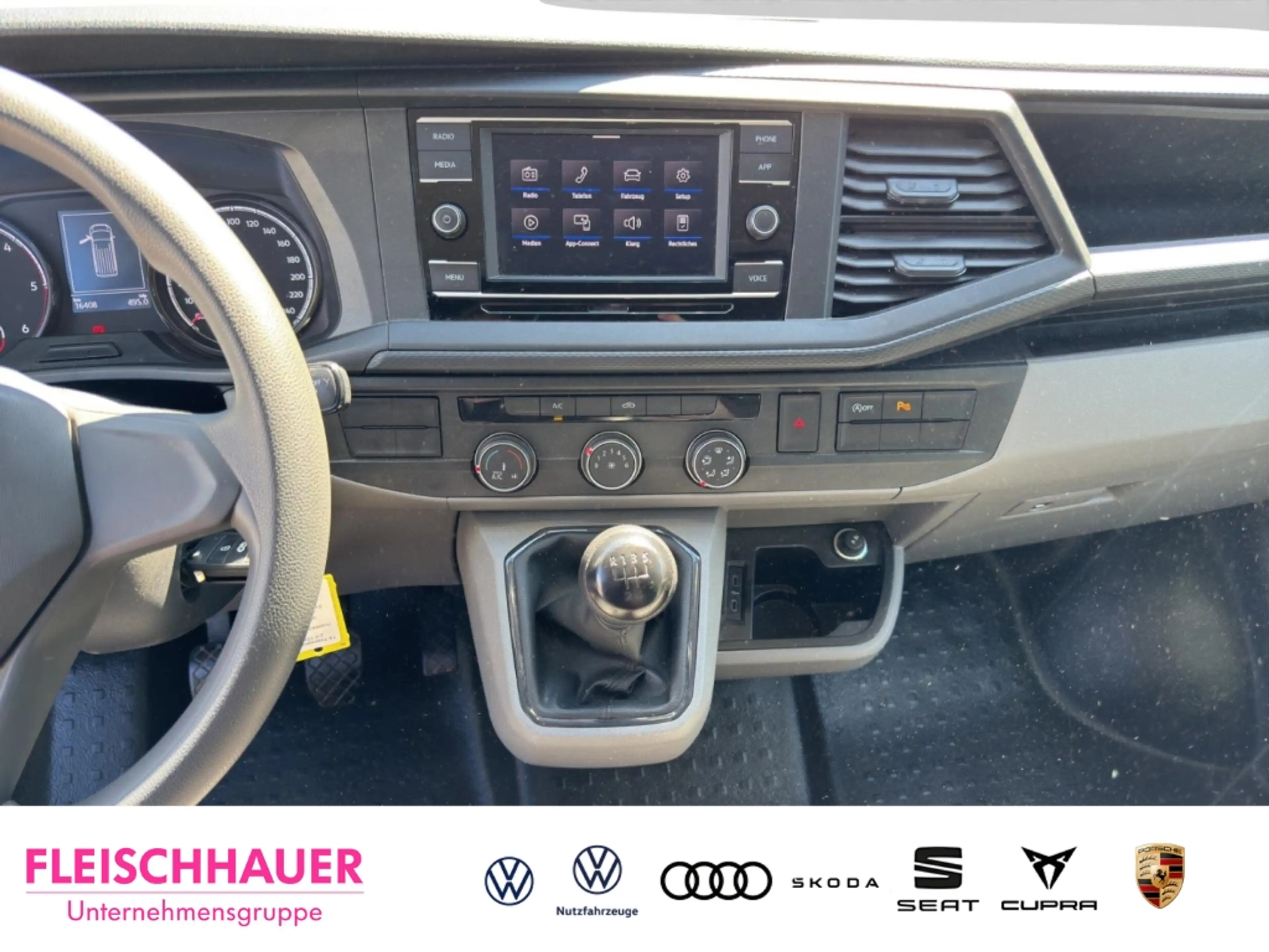 Volkswagen Transporter Kasten FWD 2.0 TDI RFK+AHK+DAB+KONFORT-PLUS — photo 12