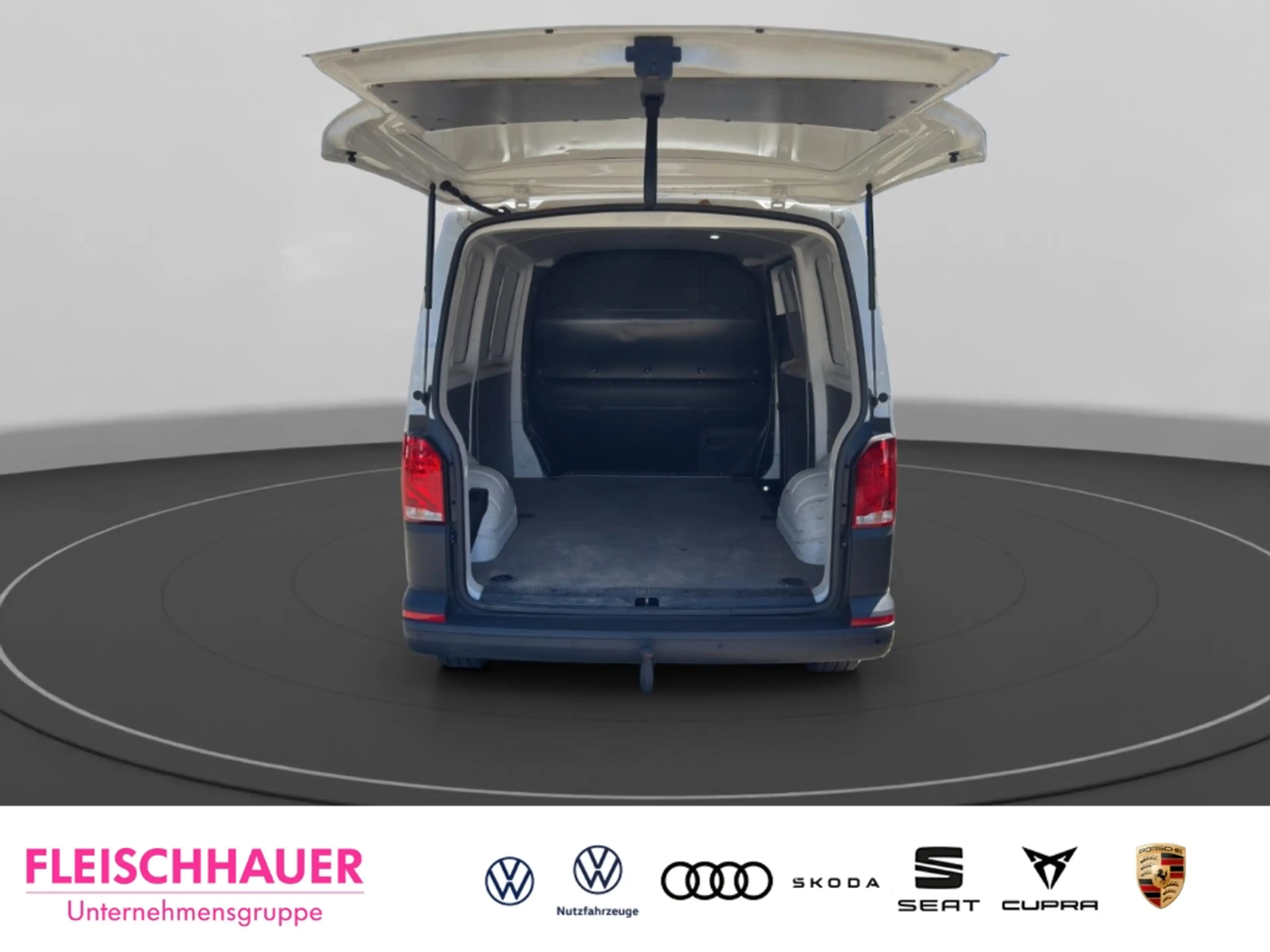 Volkswagen Transporter Kasten FWD 2.0 TDI RFK+AHK+DAB+KONFORT-PLUS — photo 15