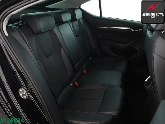 Skoda Octavia view 13