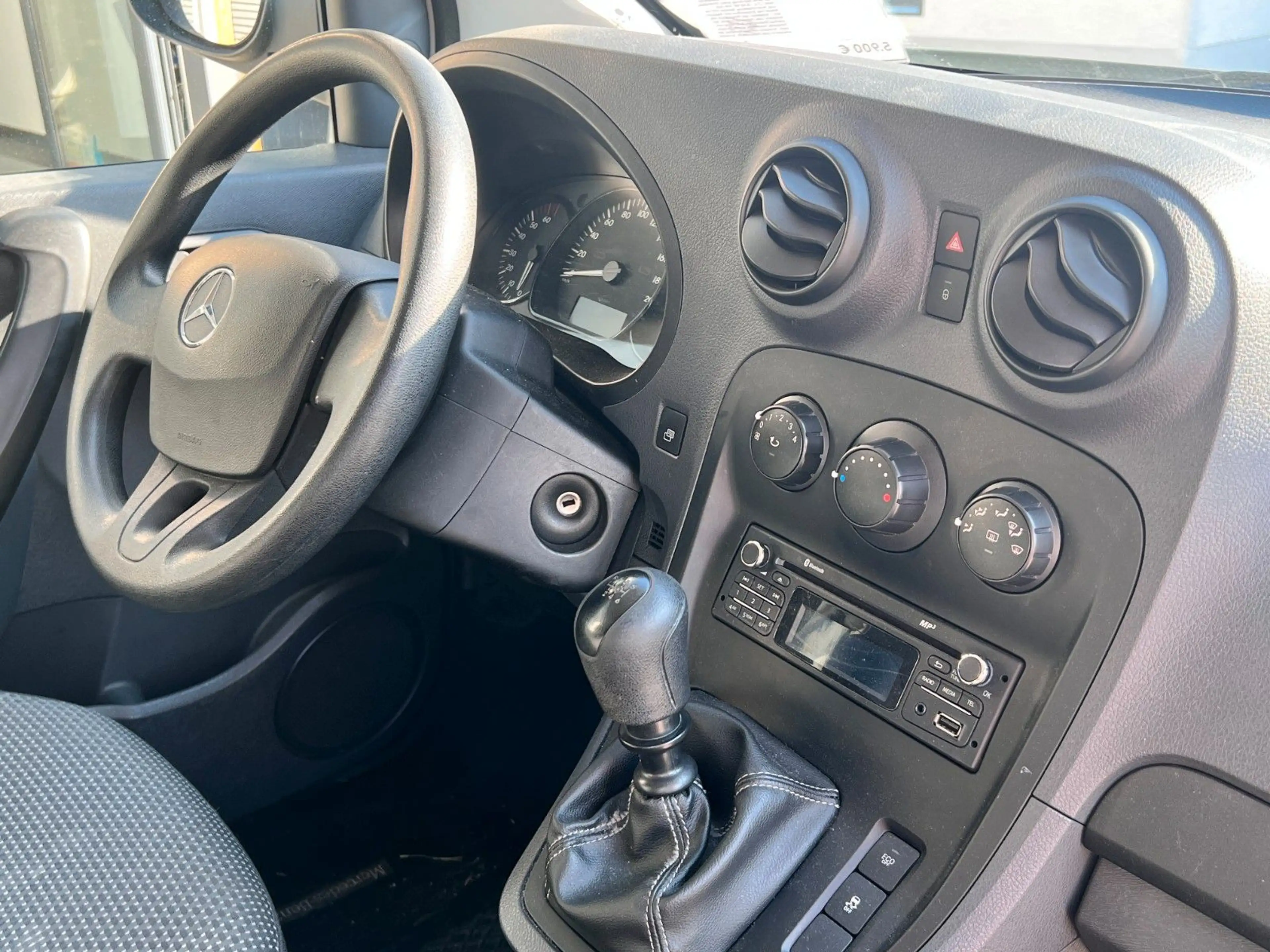 Mercedes-Benz Citan Kombi 112 lang 5 Sitzer AHK — photo 7