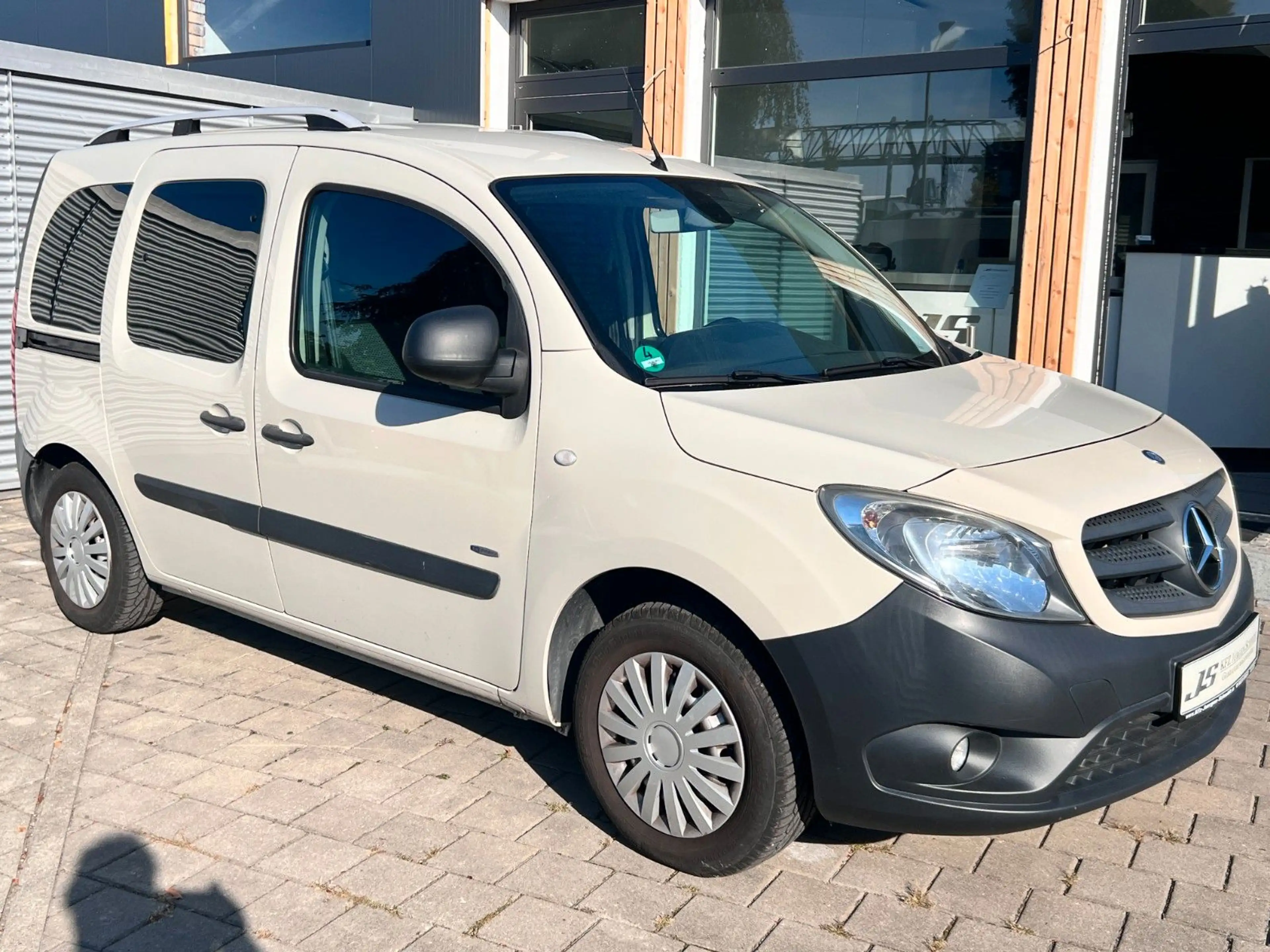 Mercedes-Benz Citan Kombi 112 lang 5 Sitzer AHK — photo 4