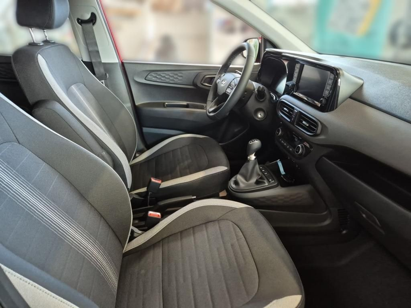 Hyundai i10 Trend, 8fach bereift, Klimaautomatik,  Navi, — photo 14