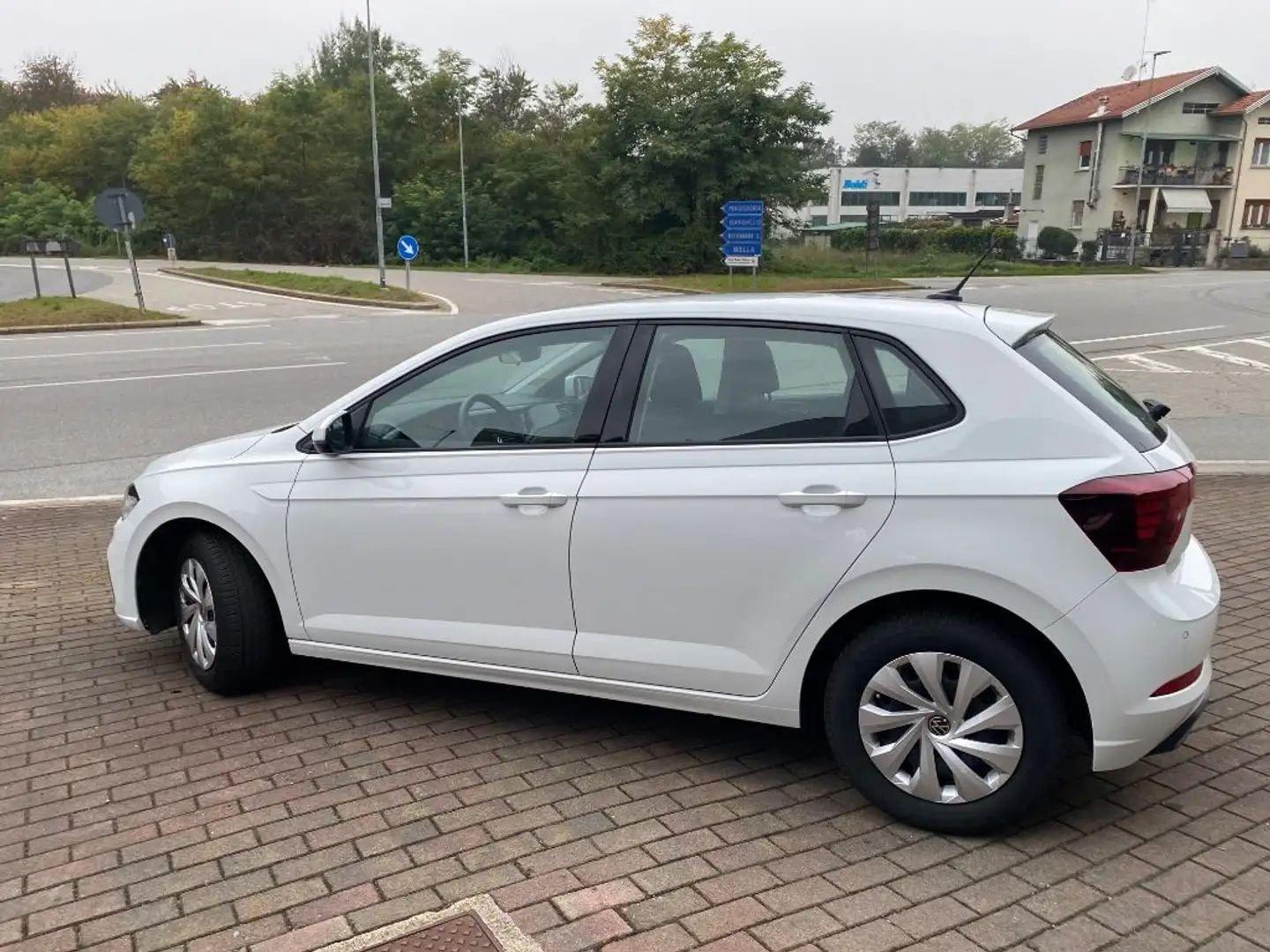 Volkswagen Polo 1.0 Life Bianco - 2