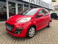 Peugeot 107 1.0 Active Rood - thumbnail 1