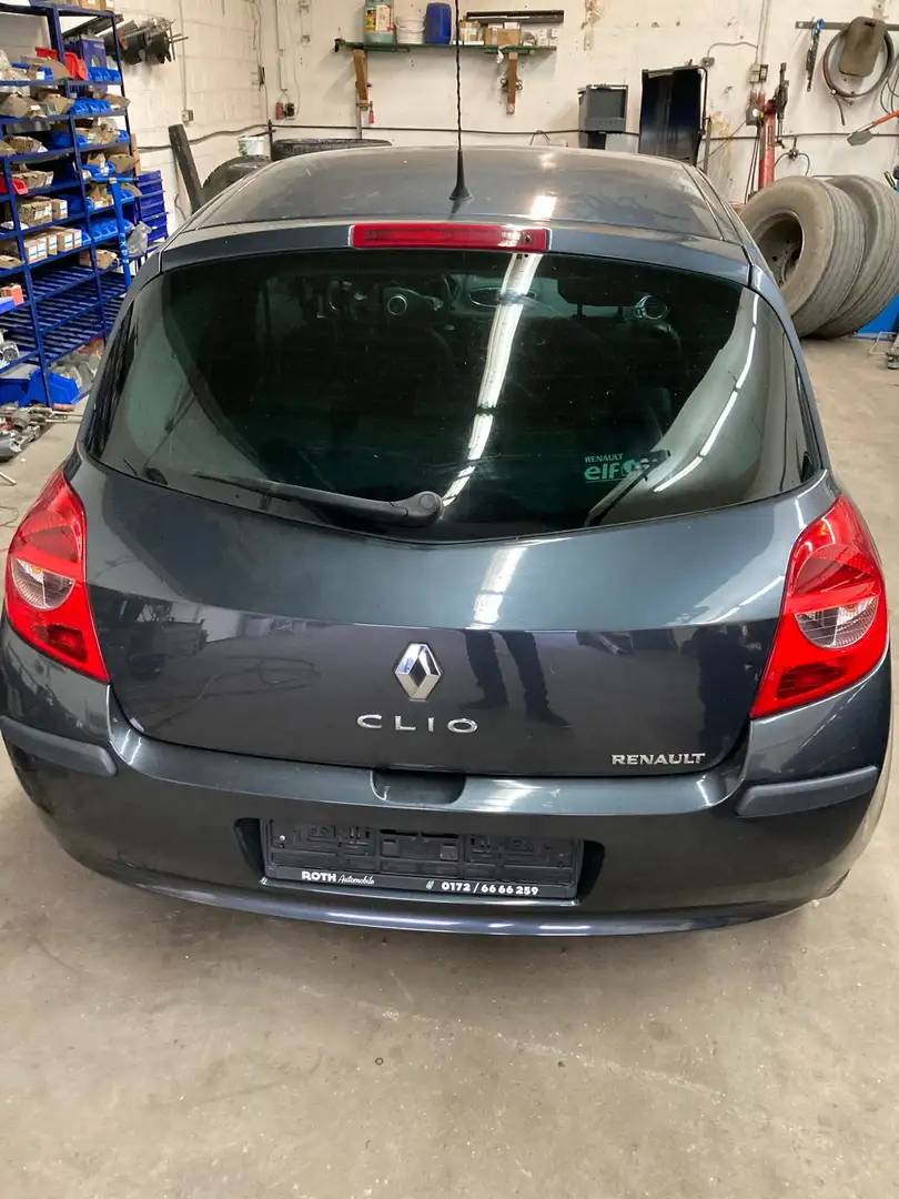 Renault Clio 1.6 16 V - 2