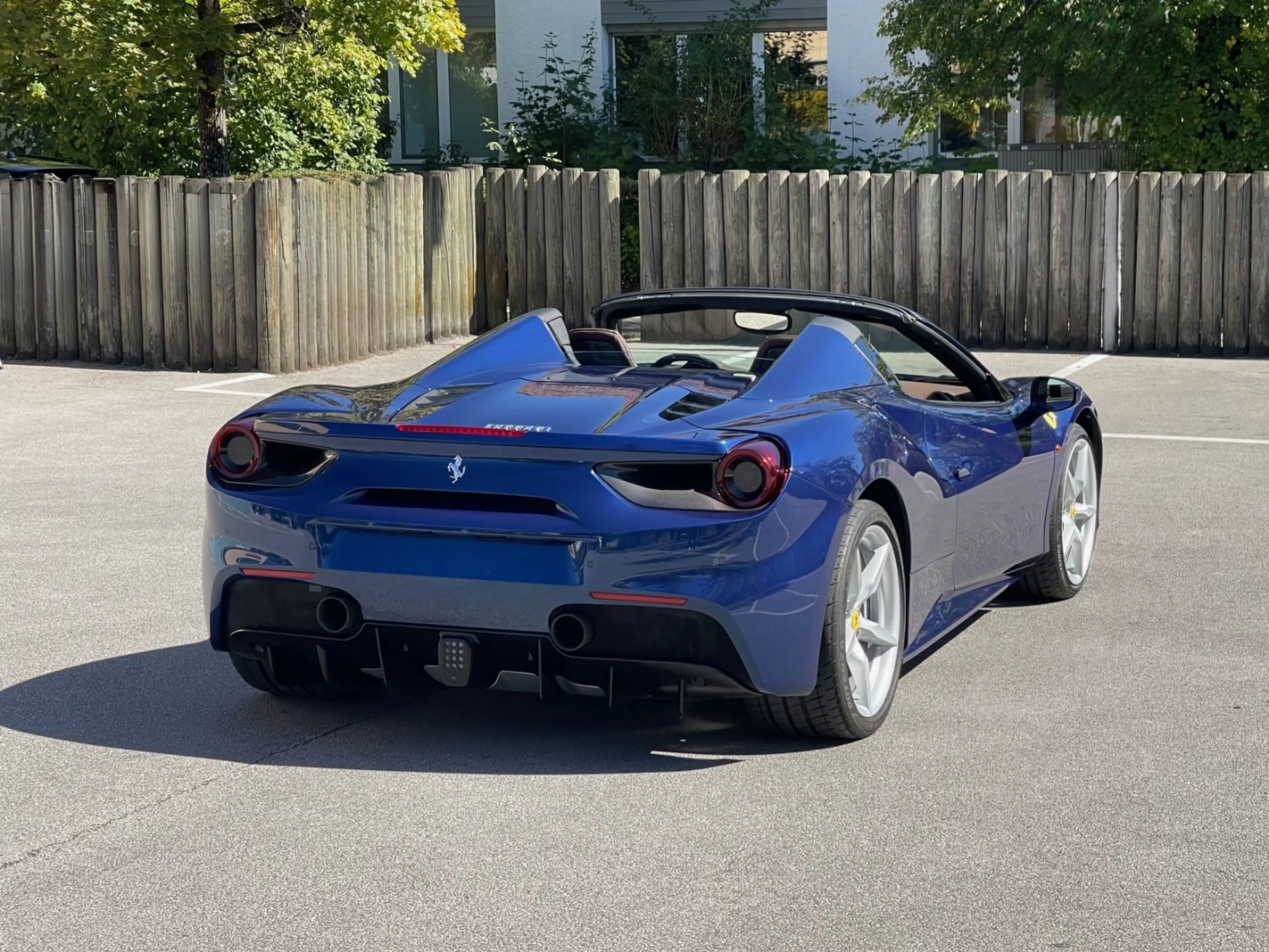 Ferrari 488 *Blu TDF*Racing-Seats*Lift*Carbon-Pack — photo 3