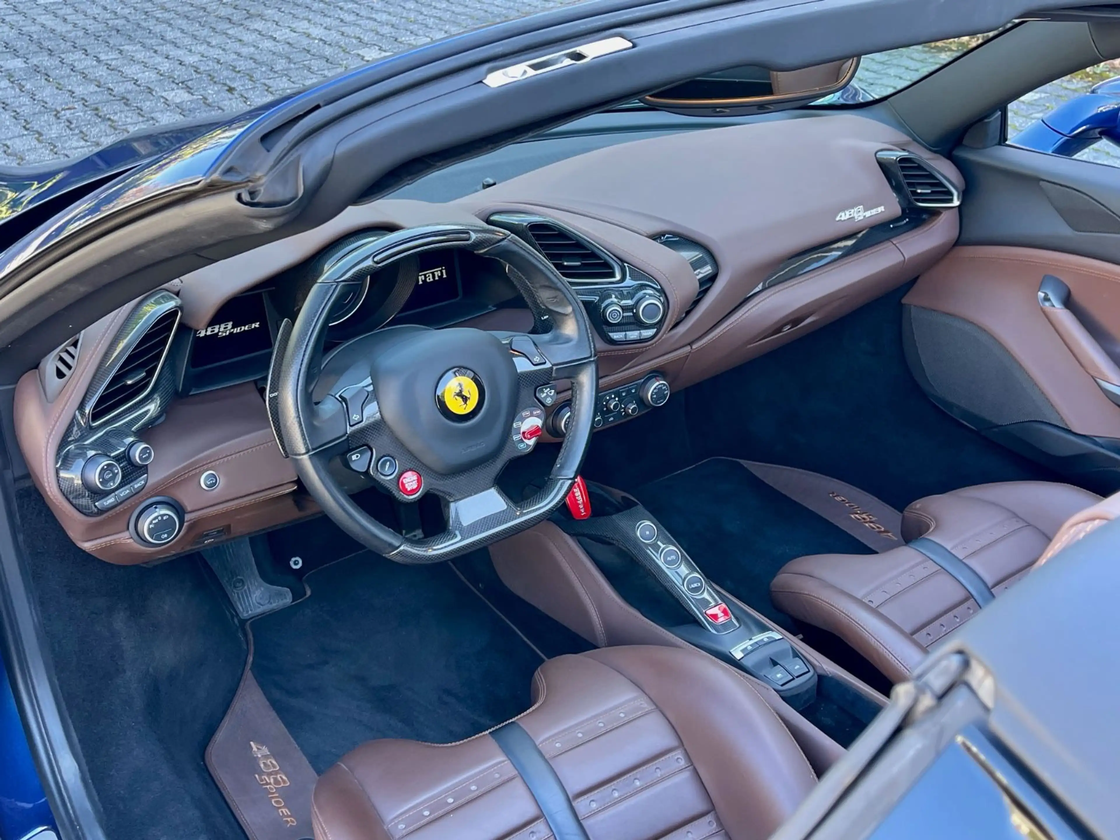 Ferrari 488 *Blu TDF*Racing-Seats*Lift*Carbon-Pack — photo 12