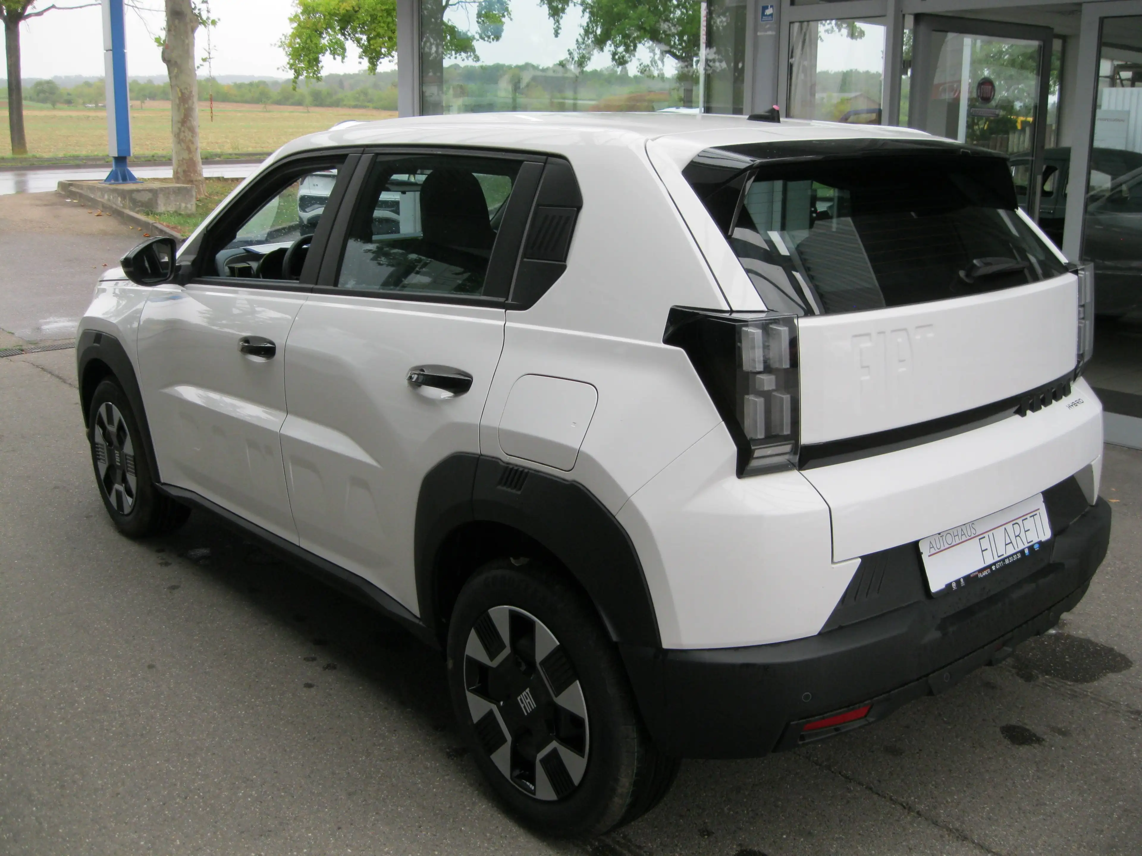 Fiat Grande Panda ICON Automatik 1.2 Hybrid 81 kW KLIMA-ZV-PDC-CARPLAY-ADNROID- — photo 2