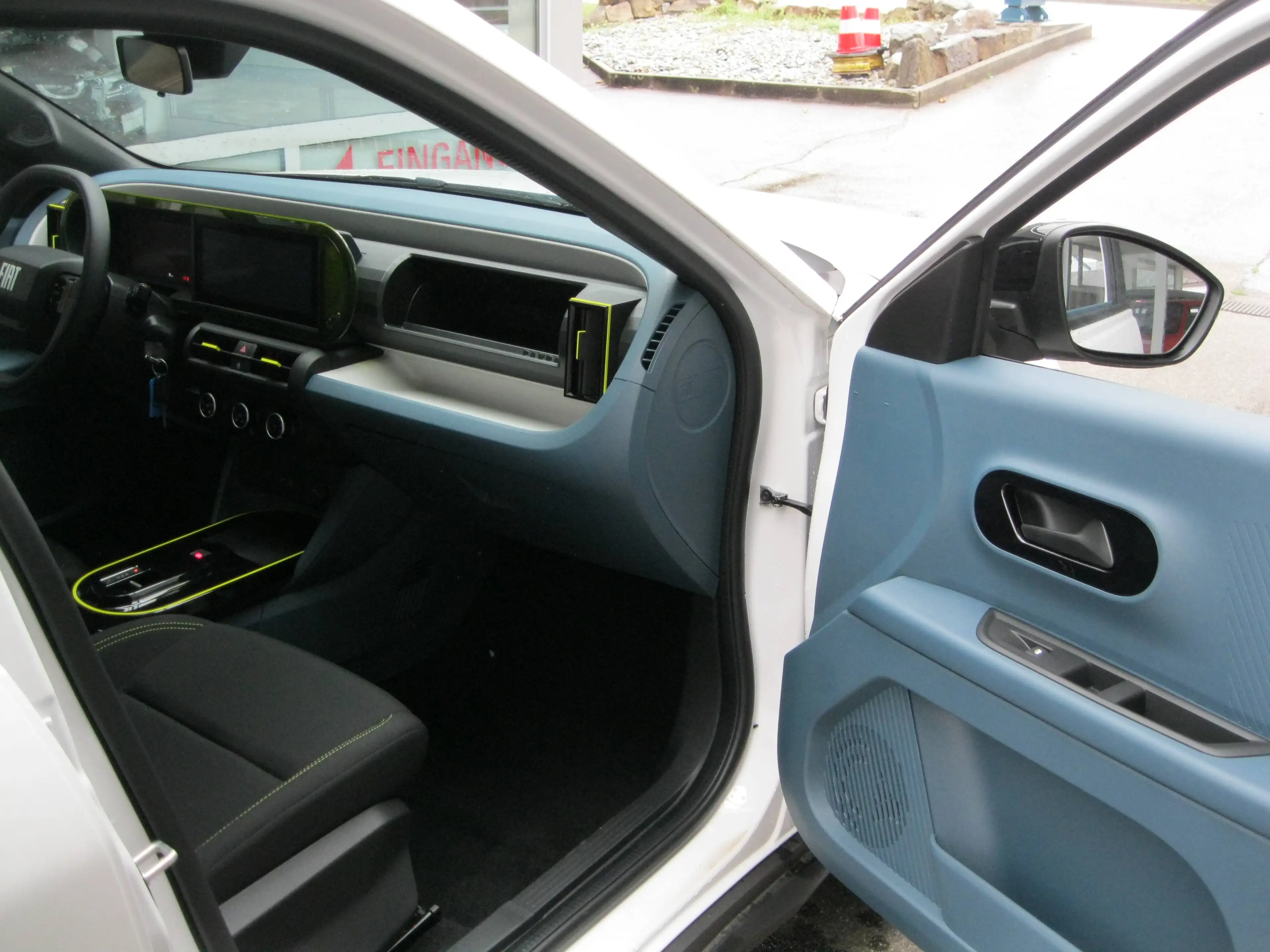 Fiat Grande Panda ICON Automatik 1.2 Hybrid 81 kW KLIMA-ZV-PDC-CARPLAY-ADNROID- — photo 7