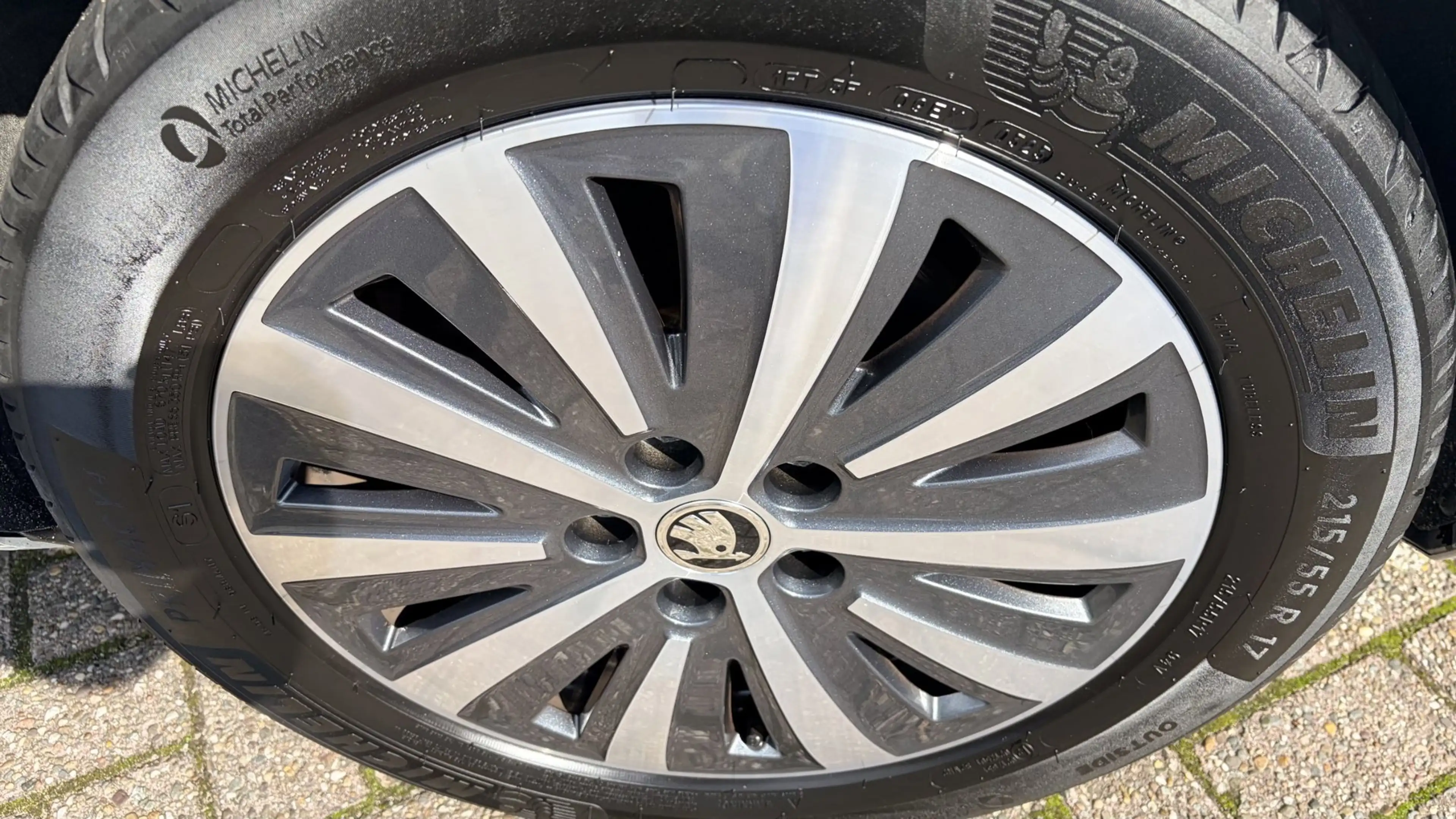 Skoda Superb Combi 1.4 TSI iV Business Edition Plus|apple car p — photo 36