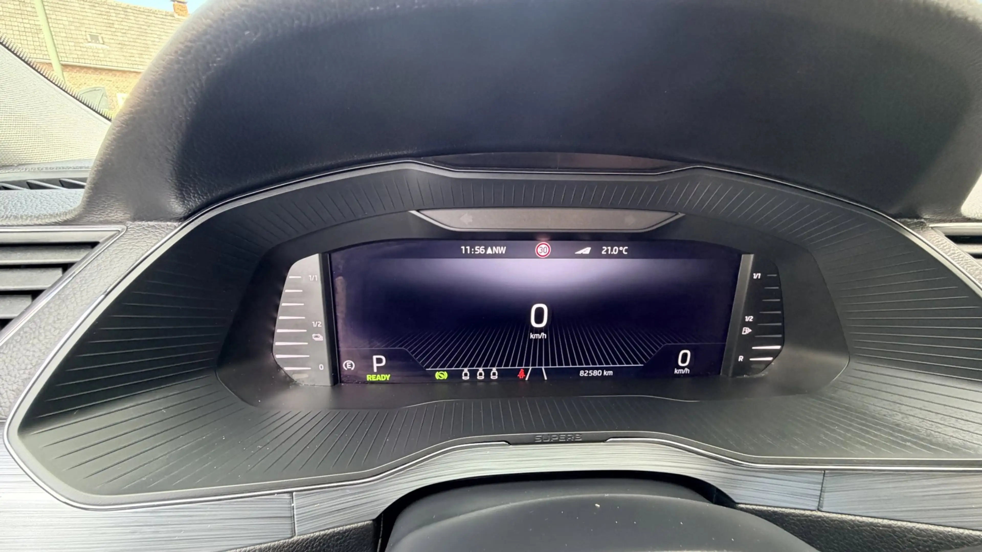 Skoda Superb Combi 1.4 TSI iV Business Edition Plus|apple car p — photo 24