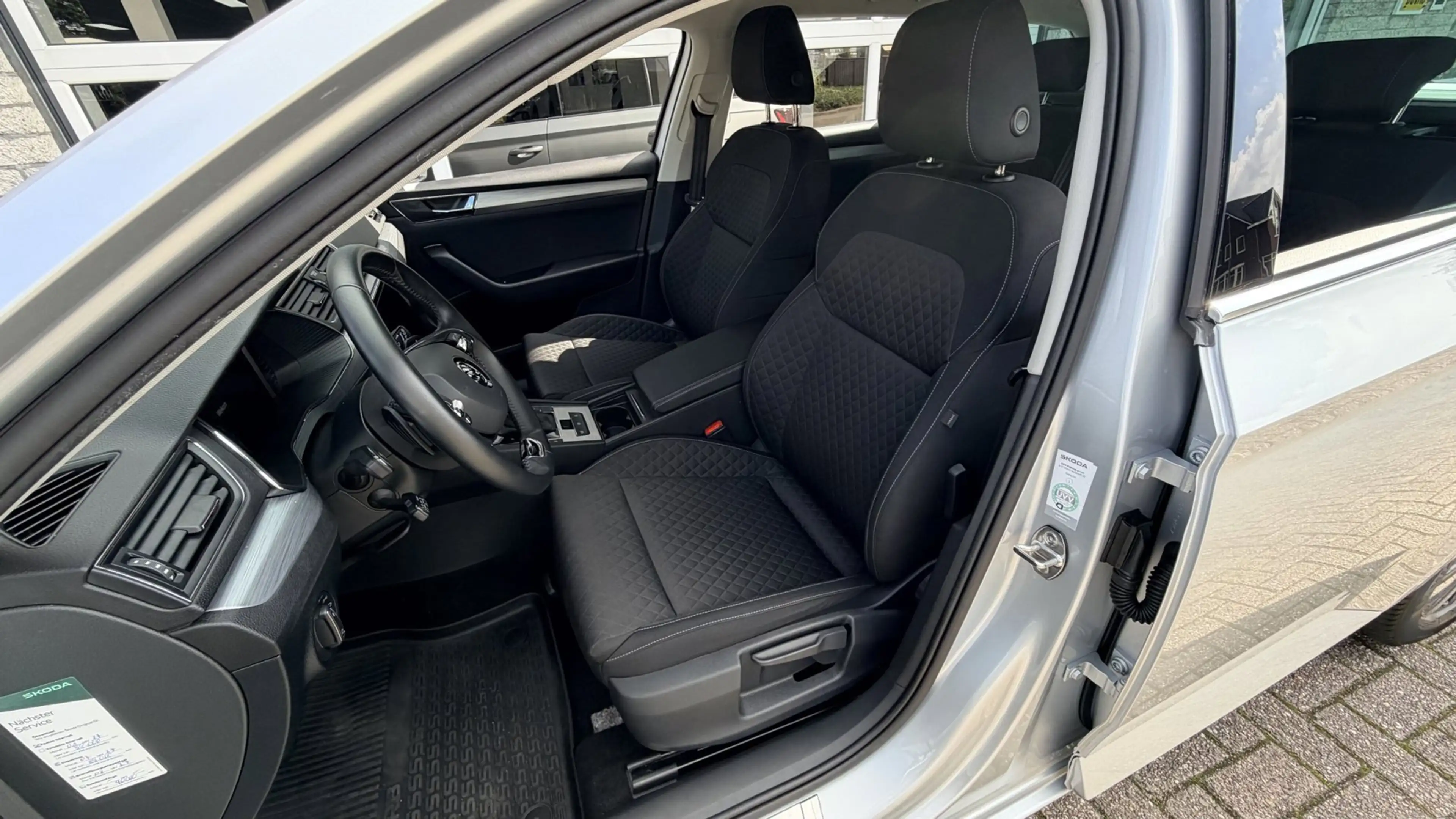 Skoda Superb Combi 1.4 TSI iV Business Edition Plus|apple car p — photo 10