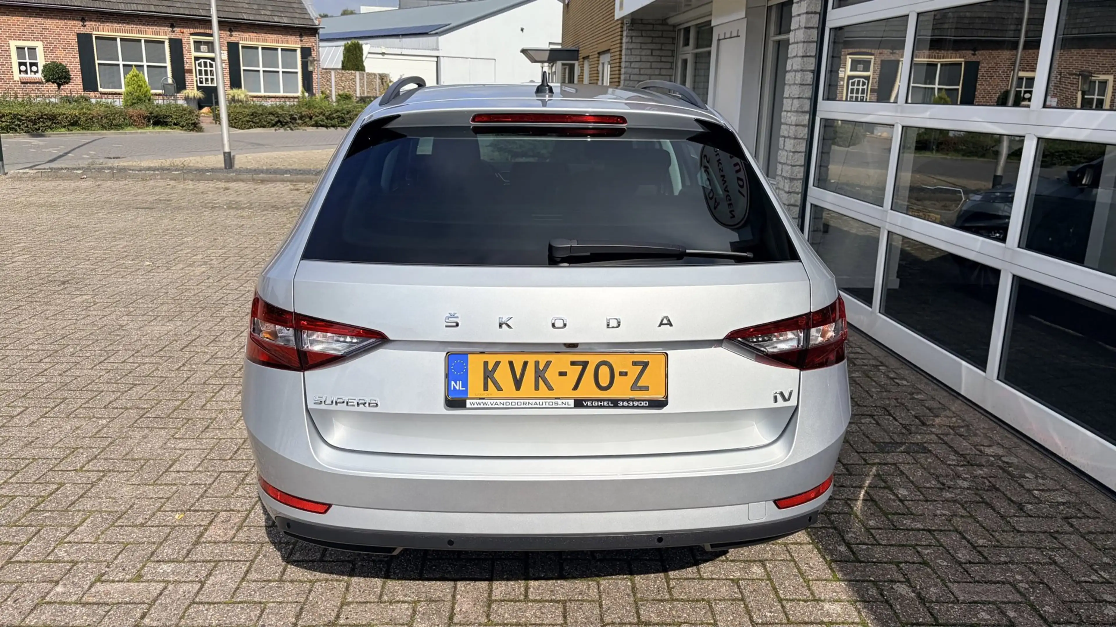 Skoda Superb Combi 1.4 TSI iV Business Edition Plus|apple car p — photo 4