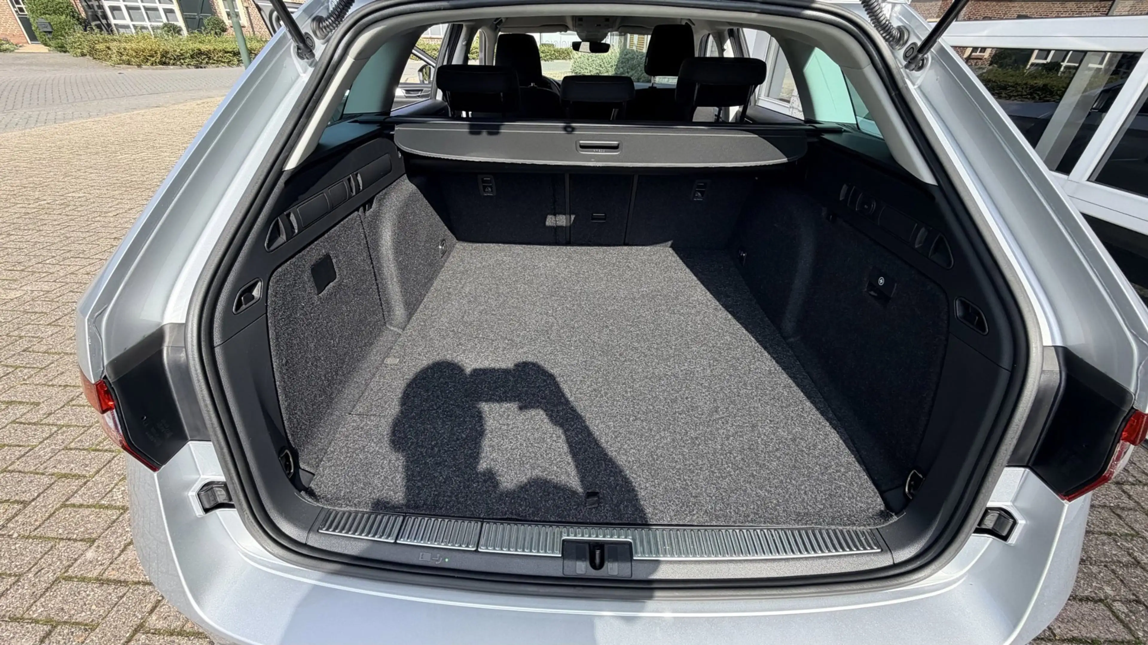 Skoda Superb Combi 1.4 TSI iV Business Edition Plus|apple car p — photo 12