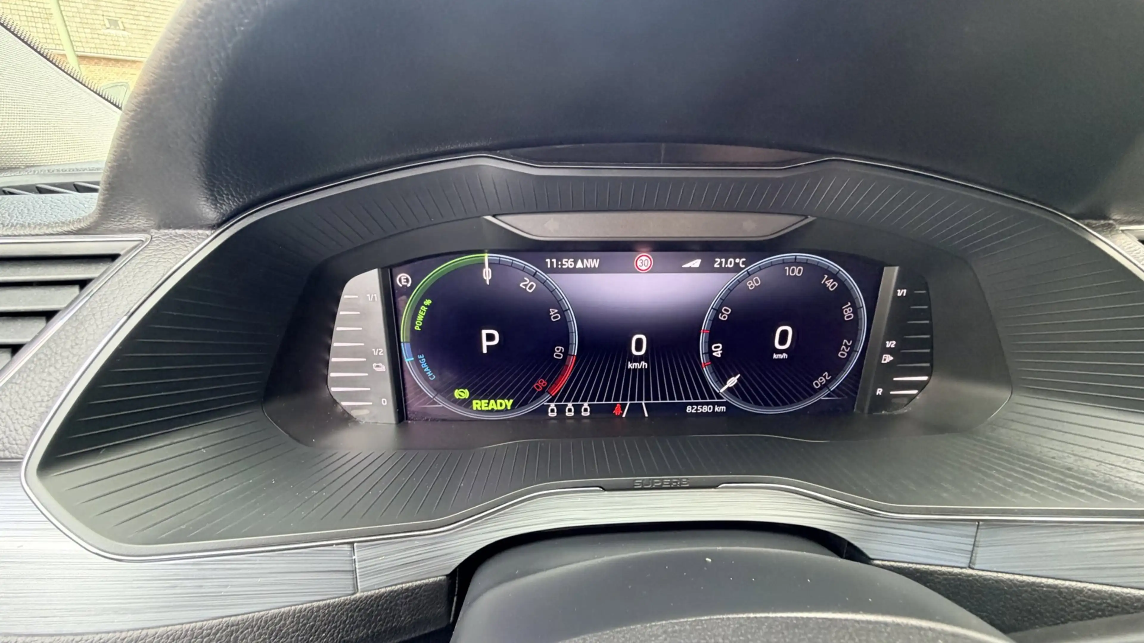 Skoda Superb Combi 1.4 TSI iV Business Edition Plus|apple car p — photo 23